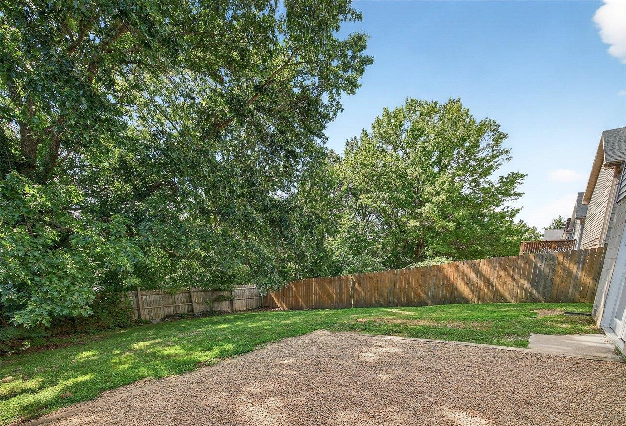 515 B ST, STAUNTON, Virginia 24401, 3 Bedrooms Bedrooms, ,2 BathroomsBathrooms,Residential,515 B ST,668418 MLS # 668418