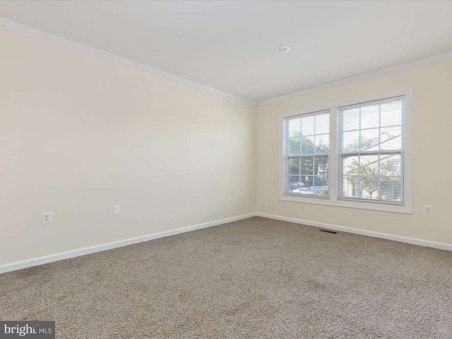 10462 PARADISE CT, MANASSAS, Virginia 20109, 3 Bedrooms Bedrooms, ,2 BathroomsBathrooms,Residential,For sale,10462 PARADISE CT,VAPW2097298 MLS # VAPW2097298