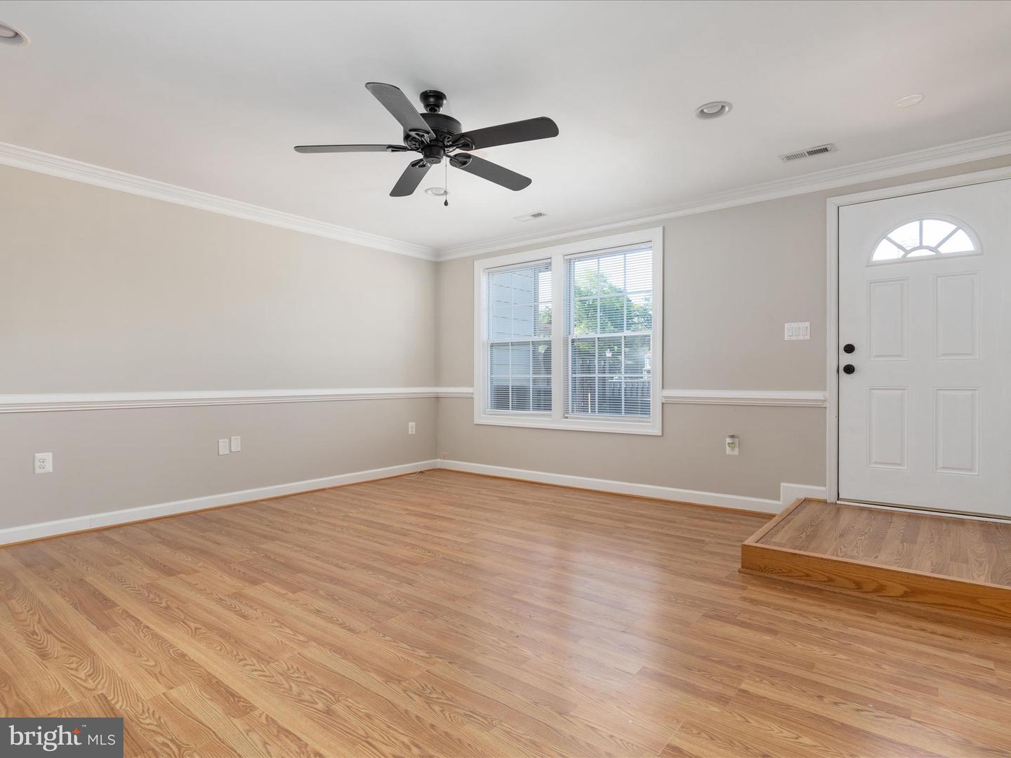 10462 PARADISE CT, MANASSAS, Virginia 20109, 3 Bedrooms Bedrooms, ,2 BathroomsBathrooms,Residential,For sale,10462 PARADISE CT,VAPW2097298 MLS # VAPW2097298