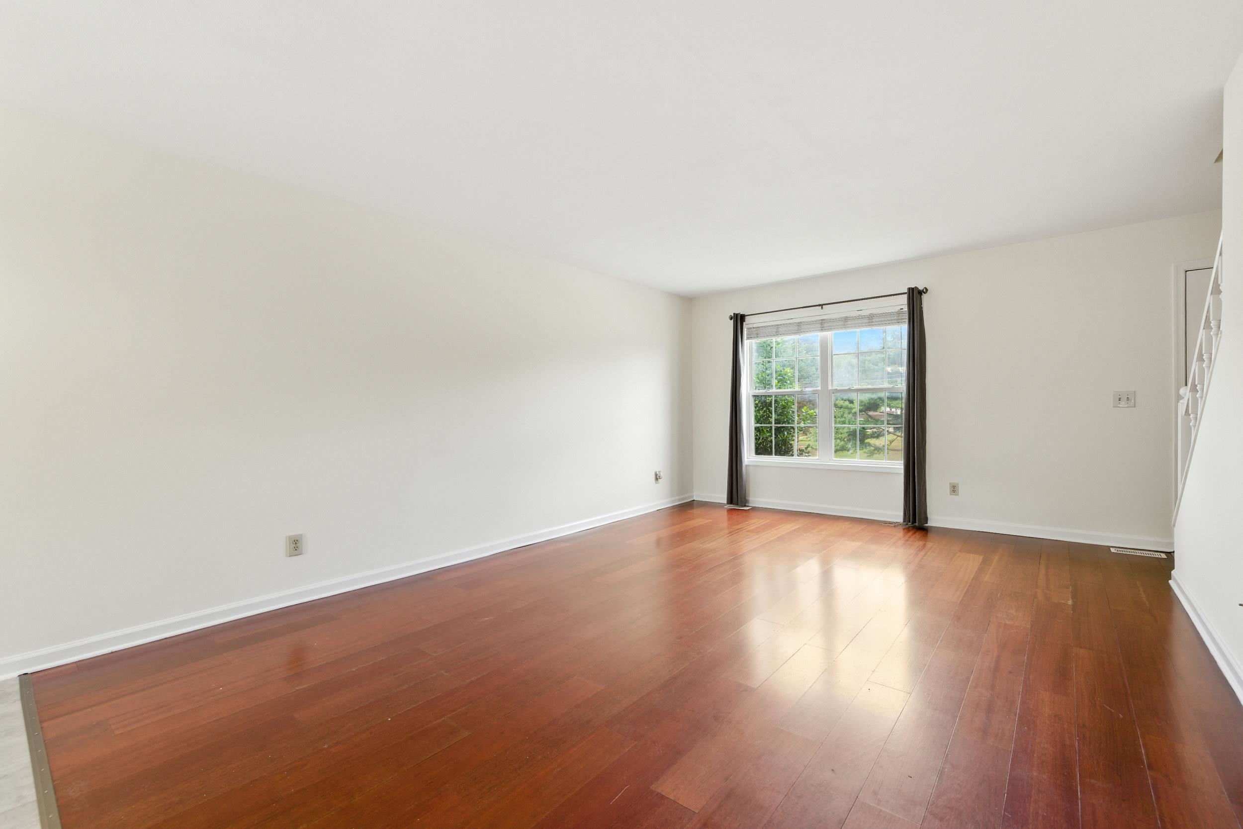 2211 RESERVOIR ST, HARRISONBURG, Virginia 22801, 2 Bedrooms Bedrooms, ,2 BathroomsBathrooms,Residential,2211 RESERVOIR ST,668423 MLS # 668423