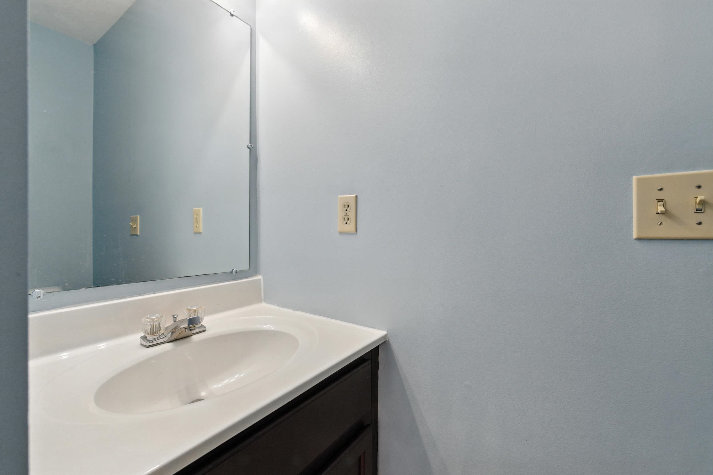 2211 RESERVOIR ST, HARRISONBURG, Virginia 22801, 2 Bedrooms Bedrooms, ,2 BathroomsBathrooms,Residential,2211 RESERVOIR ST,668423 MLS # 668423