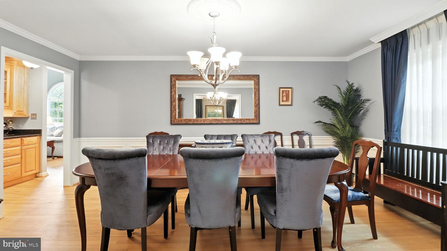1902 STIRRUP LN, ALEXANDRIA, Virginia 22308, 6 Bedrooms Bedrooms, ,4 BathroomsBathrooms,Residential,For sale,1902 STIRRUP LN,VAFX2255208 MLS # VAFX2255208