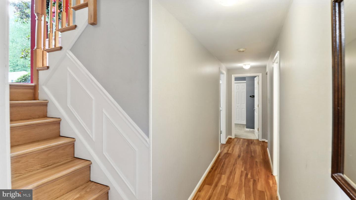1902 STIRRUP LN, ALEXANDRIA, Virginia 22308, 6 Bedrooms Bedrooms, ,4 BathroomsBathrooms,Residential,For sale,1902 STIRRUP LN,VAFX2255208 MLS # VAFX2255208