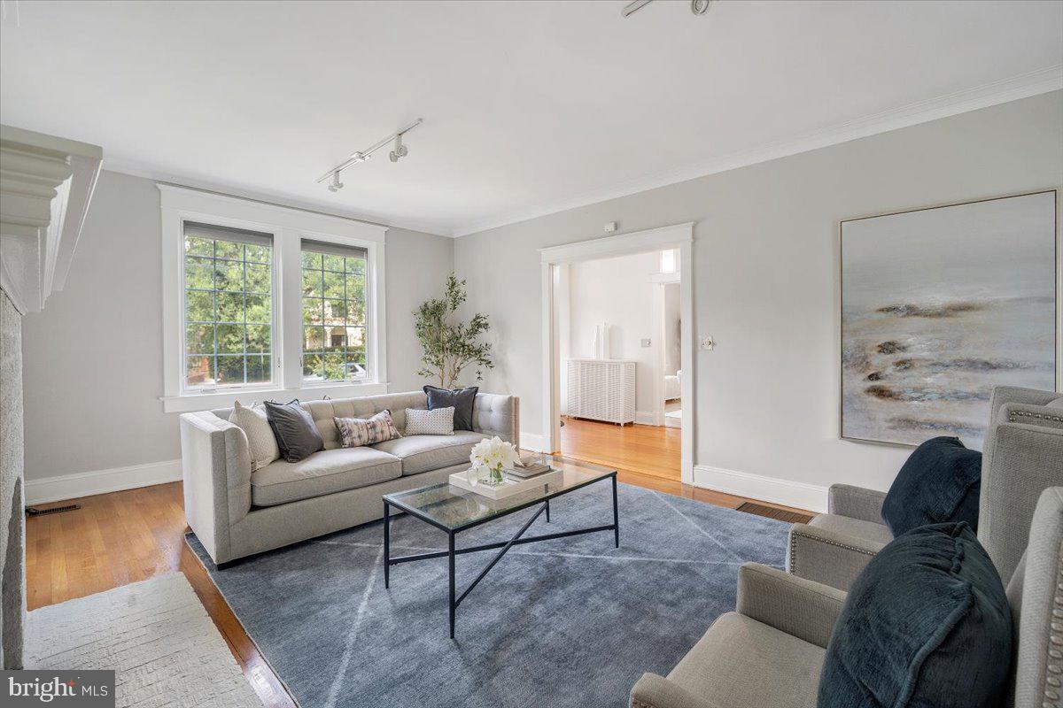 1610 CRITTENDEN ST NW, WASHINGTON, District Of Columbia 20011, 5 Bedrooms Bedrooms, ,4 BathroomsBathrooms,Residential,For sale,1610 CRITTENDEN ST NW,DCDC2211256 MLS # DCDC2211256