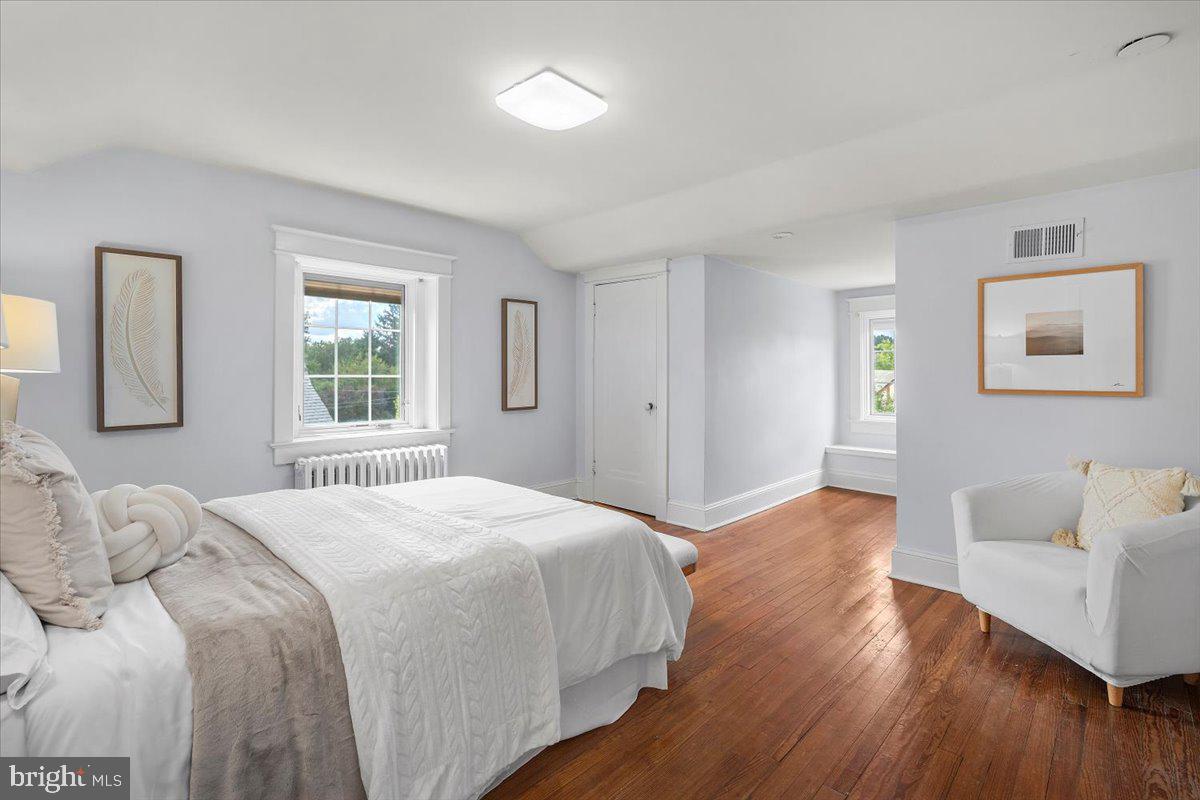 1610 CRITTENDEN ST NW, WASHINGTON, District Of Columbia 20011, 5 Bedrooms Bedrooms, ,4 BathroomsBathrooms,Residential,For sale,1610 CRITTENDEN ST NW,DCDC2211256 MLS # DCDC2211256