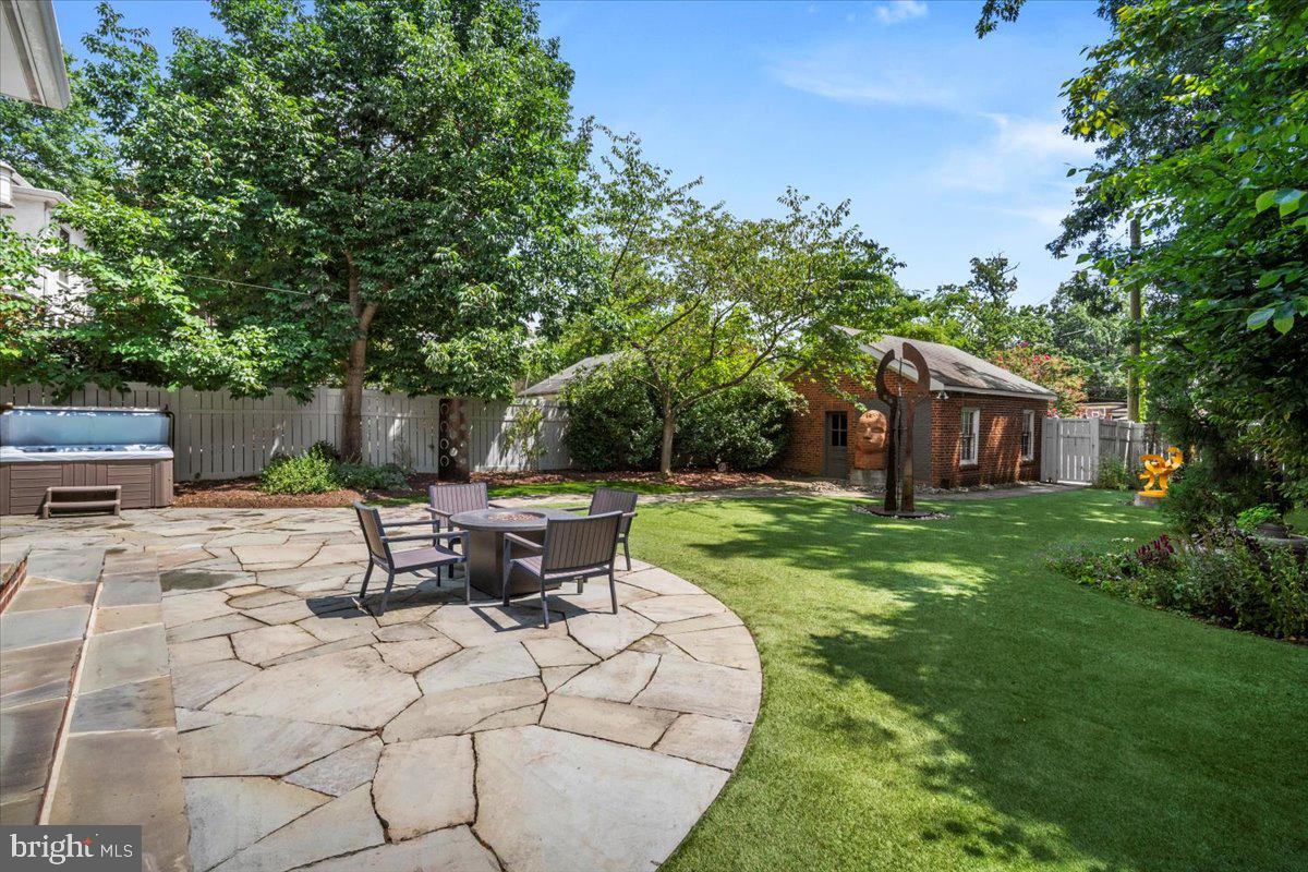 1610 CRITTENDEN ST NW, WASHINGTON, District Of Columbia 20011, 5 Bedrooms Bedrooms, ,4 BathroomsBathrooms,Residential,For sale,1610 CRITTENDEN ST NW,DCDC2211256 MLS # DCDC2211256