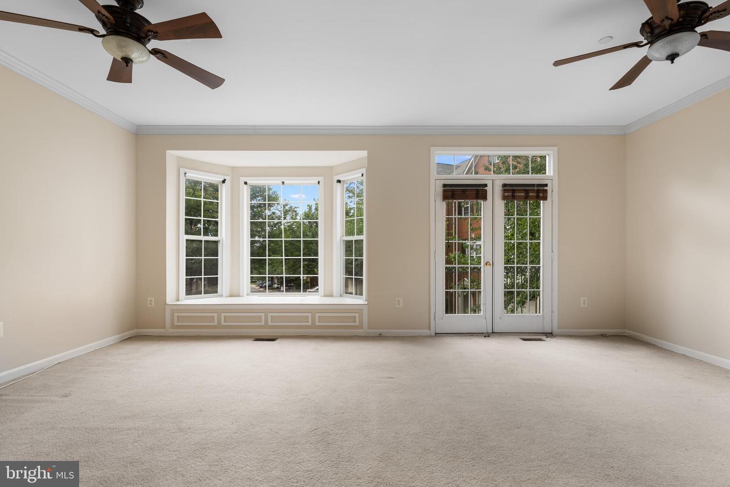 417 CLAYTON LN, ALEXANDRIA, Virginia 22304, 3 Bedrooms Bedrooms, ,3 BathroomsBathrooms,Residential,For sale,417 CLAYTON LN,VAAX2047908 MLS # VAAX2047908