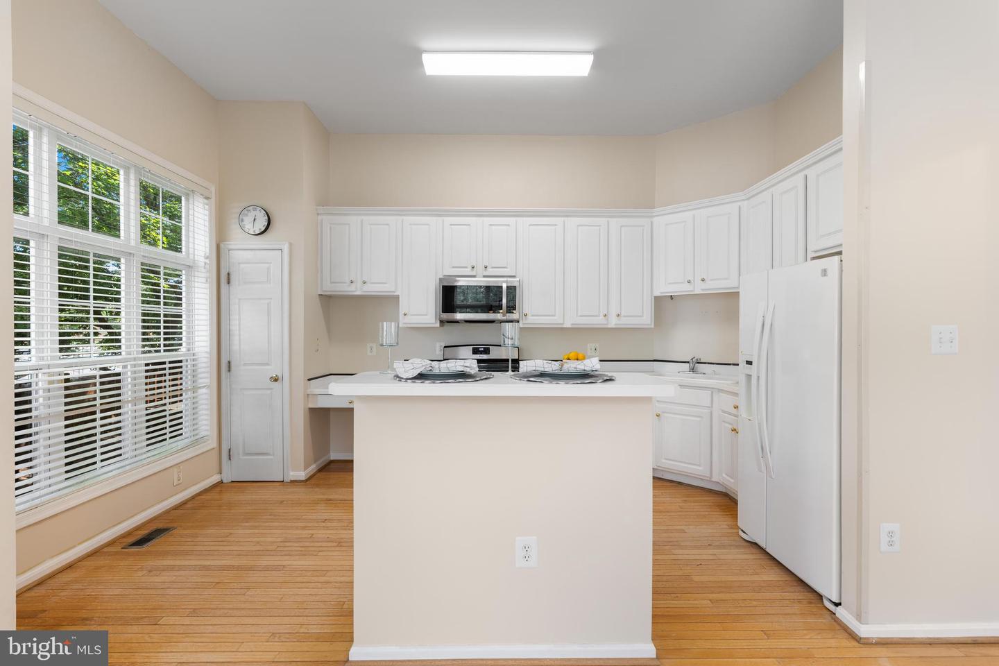 417 CLAYTON LN, ALEXANDRIA, Virginia 22304, 3 Bedrooms Bedrooms, ,3 BathroomsBathrooms,Residential,For sale,417 CLAYTON LN,VAAX2047908 MLS # VAAX2047908