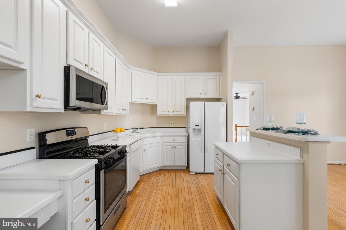 417 CLAYTON LN, ALEXANDRIA, Virginia 22304, 3 Bedrooms Bedrooms, ,3 BathroomsBathrooms,Residential,For sale,417 CLAYTON LN,VAAX2047908 MLS # VAAX2047908