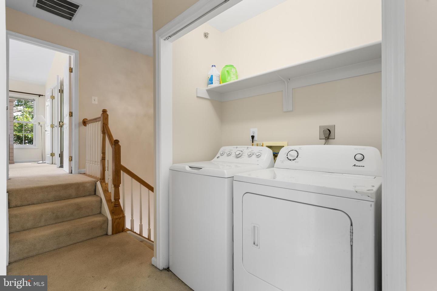 417 CLAYTON LN, ALEXANDRIA, Virginia 22304, 3 Bedrooms Bedrooms, ,3 BathroomsBathrooms,Residential,For sale,417 CLAYTON LN,VAAX2047908 MLS # VAAX2047908