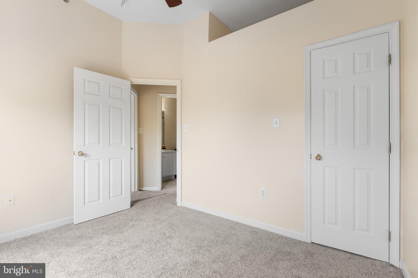 417 CLAYTON LN, ALEXANDRIA, Virginia 22304, 3 Bedrooms Bedrooms, ,3 BathroomsBathrooms,Residential,For sale,417 CLAYTON LN,VAAX2047908 MLS # VAAX2047908