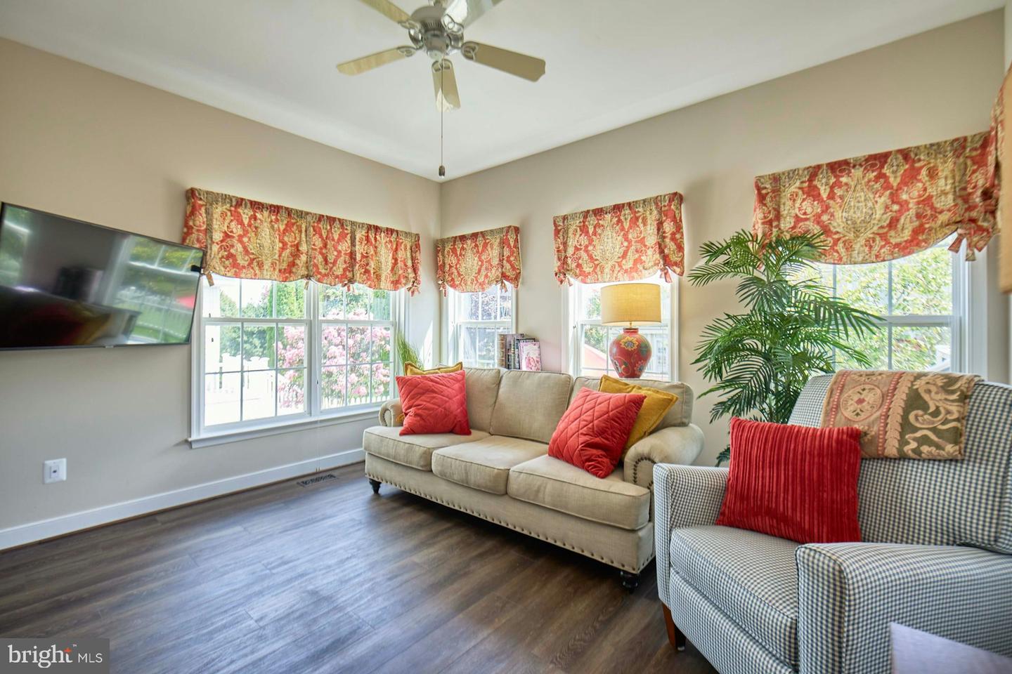 13014 TRIPLE CROWN LOOP, GAINESVILLE, Virginia 20155, 2 Bedrooms Bedrooms, ,3 BathroomsBathrooms,Residential,For sale,13014 TRIPLE CROWN LOOP,VAPW2101000 MLS # VAPW2101000