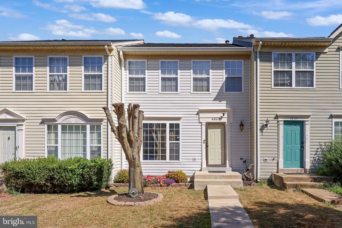 4867 BENECIA LN, DUMFRIES, Virginia 22025, 3 Bedrooms Bedrooms, ,3 BathroomsBathrooms,Residential,For sale,4867 BENECIA LN,VAPW2101068 MLS # VAPW2101068