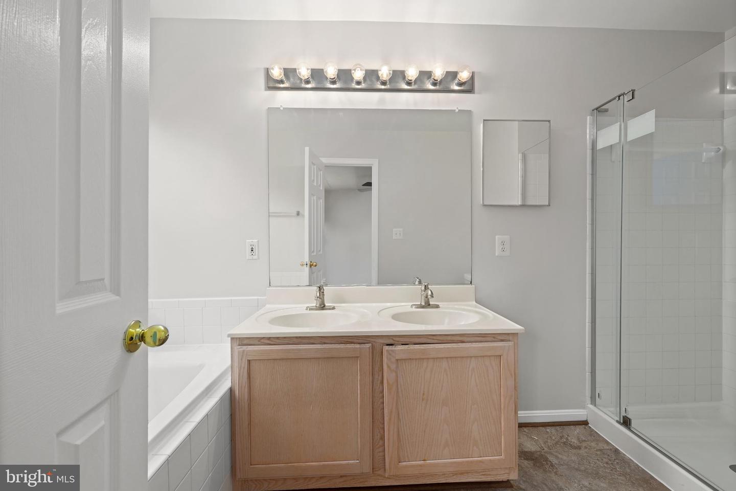 4867 BENECIA LN, DUMFRIES, Virginia 22025, 3 Bedrooms Bedrooms, ,3 BathroomsBathrooms,Residential,For sale,4867 BENECIA LN,VAPW2101068 MLS # VAPW2101068
