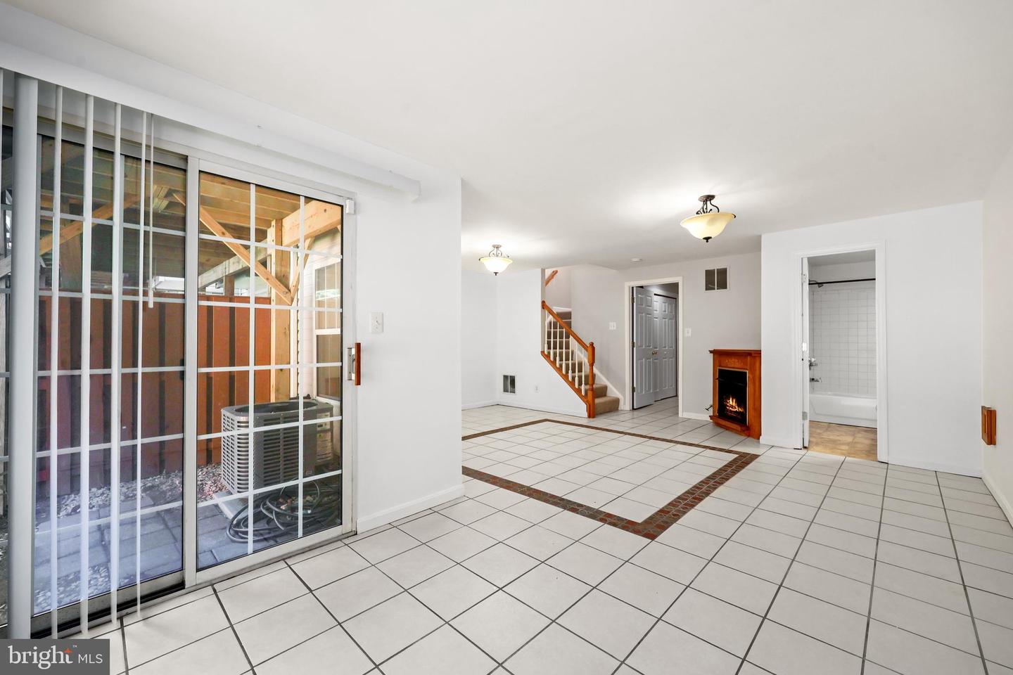 4867 BENECIA LN, DUMFRIES, Virginia 22025, 3 Bedrooms Bedrooms, ,3 BathroomsBathrooms,Residential,For sale,4867 BENECIA LN,VAPW2101068 MLS # VAPW2101068