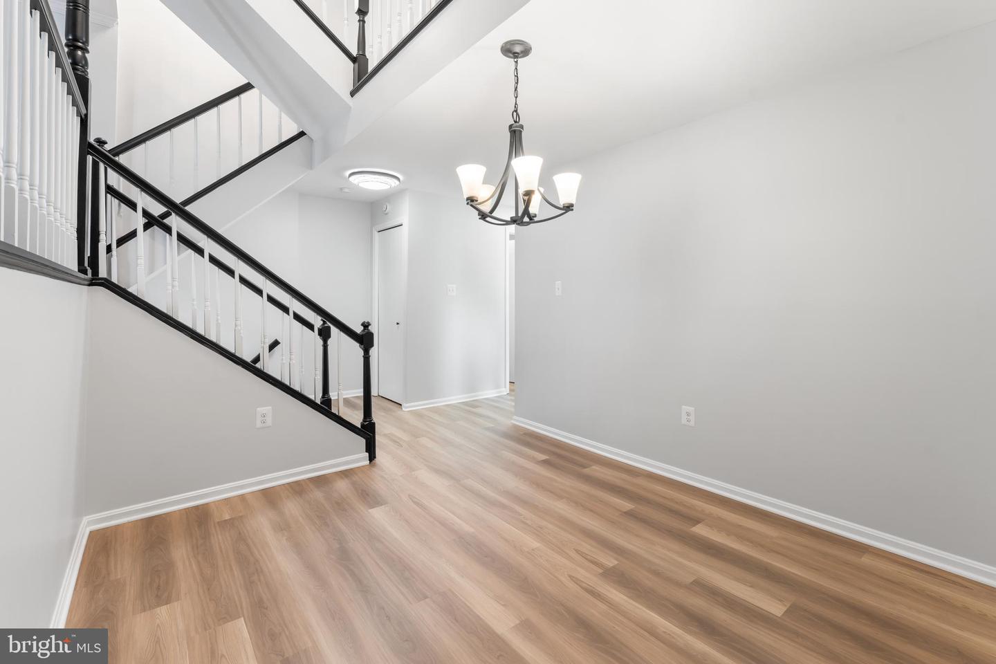 9626 PIERRPONT ST, BURKE, Virginia 22015, 3 Bedrooms Bedrooms, ,2 BathroomsBathrooms,Residential,For sale,9626 PIERRPONT ST,VAFX2260728 MLS # VAFX2260728