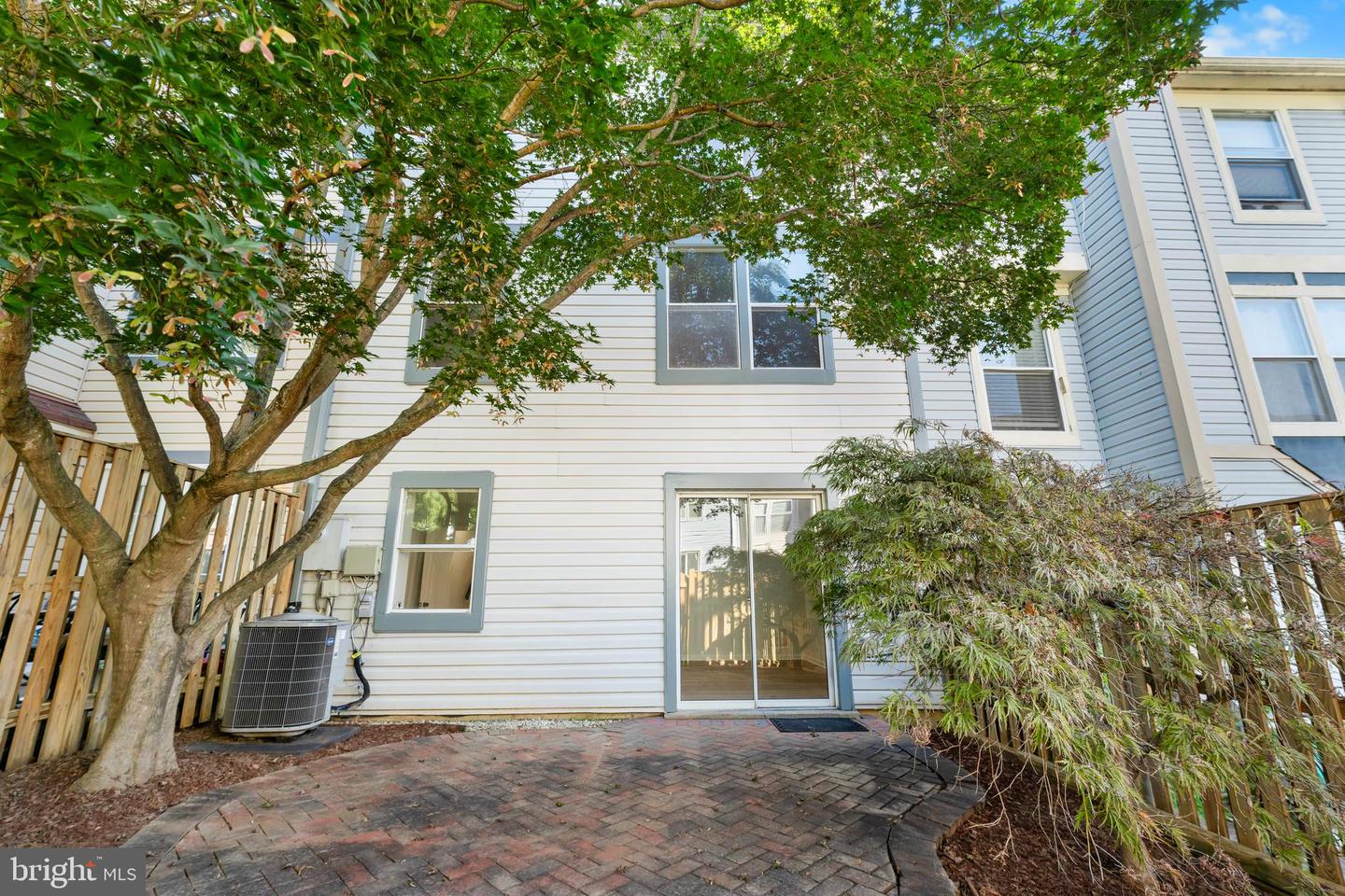 9626 PIERRPONT ST, BURKE, Virginia 22015, 3 Bedrooms Bedrooms, ,2 BathroomsBathrooms,Residential,For sale,9626 PIERRPONT ST,VAFX2260728 MLS # VAFX2260728
