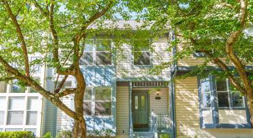 9626 PIERRPONT ST, BURKE, Virginia 22015, 3 Bedrooms Bedrooms, ,2 BathroomsBathrooms,Residential,For sale,9626 PIERRPONT ST,VAFX2260728 MLS # VAFX2260728