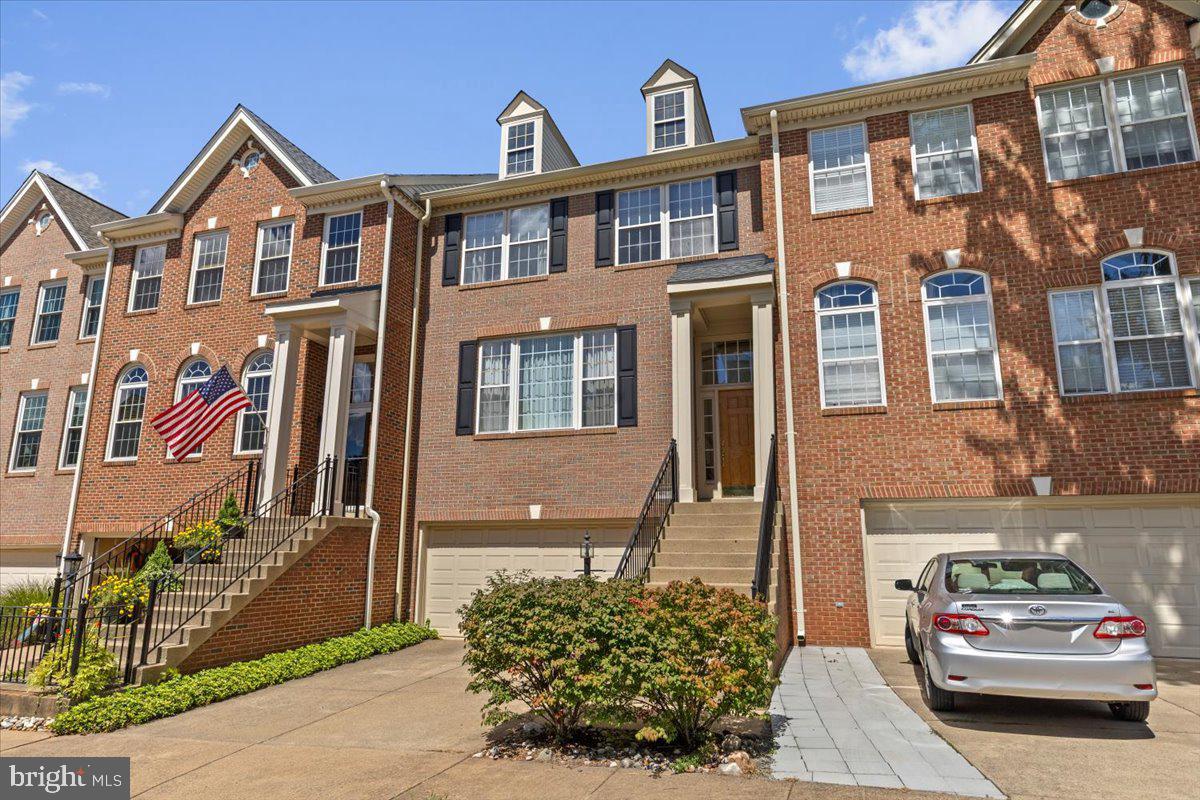 46134 BRISBANE SQ, STERLING, Virginia 20165, 3 Bedrooms Bedrooms, ,3 BathroomsBathrooms,Residential,For sale,46134 BRISBANE SQ,VALO2104974 MLS # VALO2104974