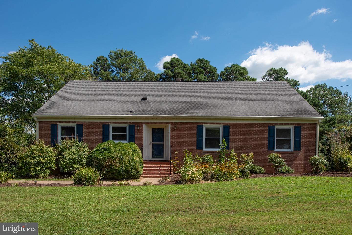 1225 WOODSTOCK RD, KING GEORGE, Virginia 22485, 3 Bedrooms Bedrooms, ,2 BathroomsBathrooms,Residential,For sale,1225 WOODSTOCK RD,VAKG2006916 MLS # VAKG2006916