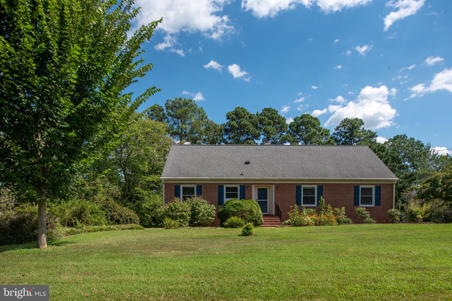 1225 WOODSTOCK RD, KING GEORGE, Virginia 22485, 3 Bedrooms Bedrooms, ,2 BathroomsBathrooms,Residential,For sale,1225 WOODSTOCK RD,VAKG2006916 MLS # VAKG2006916