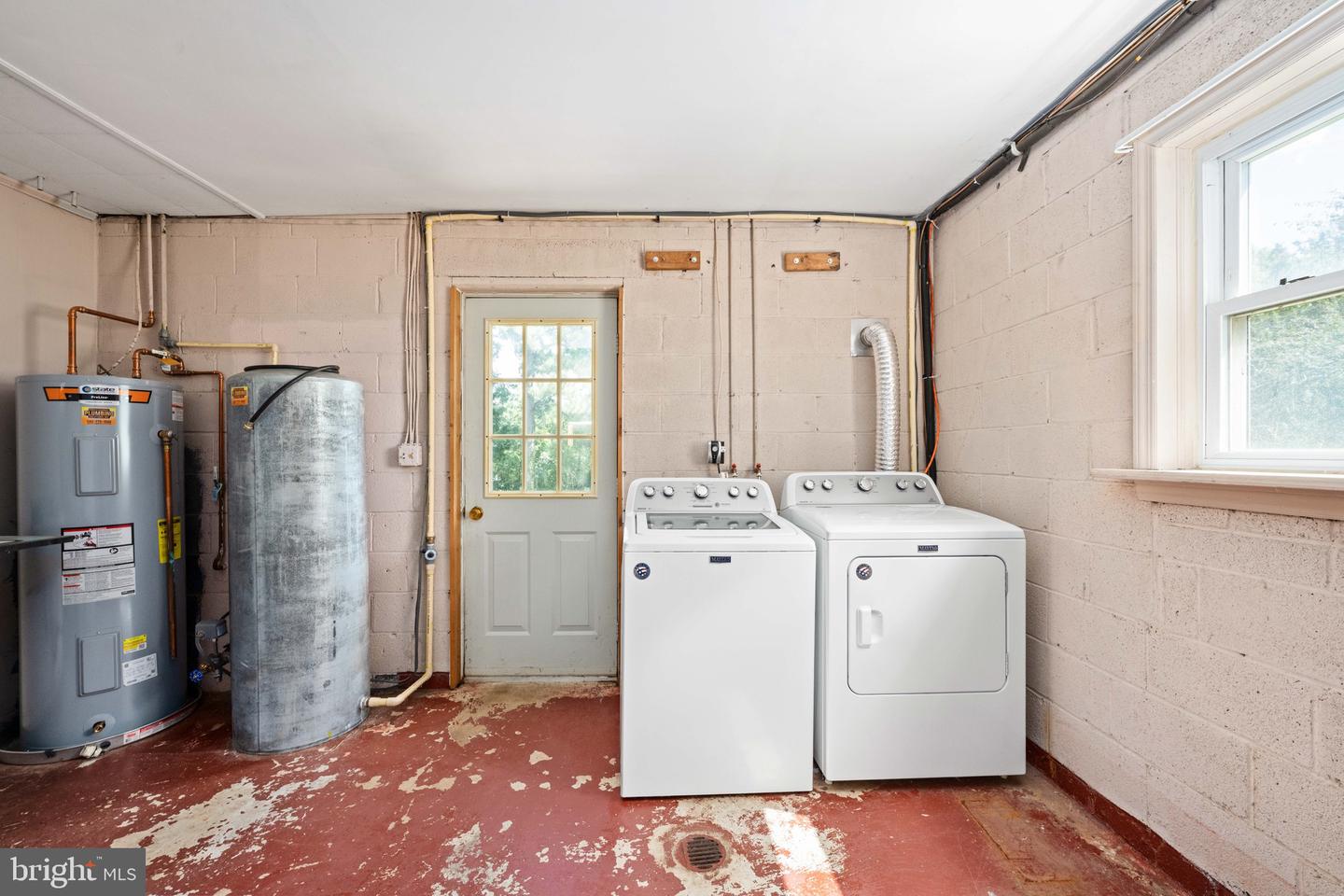 1225 WOODSTOCK RD, KING GEORGE, Virginia 22485, 3 Bedrooms Bedrooms, ,2 BathroomsBathrooms,Residential,For sale,1225 WOODSTOCK RD,VAKG2006916 MLS # VAKG2006916