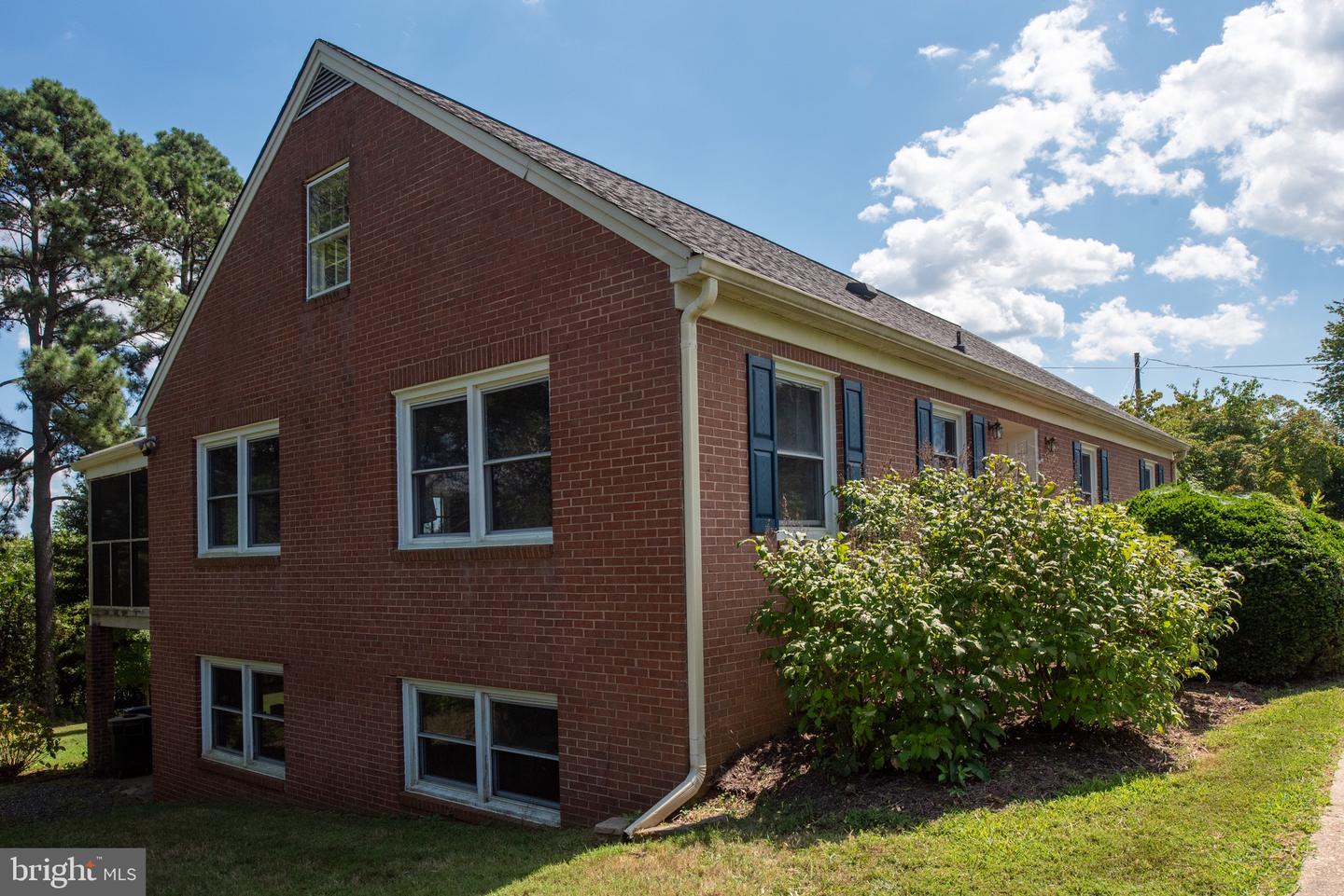 1225 WOODSTOCK RD, KING GEORGE, Virginia 22485, 3 Bedrooms Bedrooms, ,2 BathroomsBathrooms,Residential,For sale,1225 WOODSTOCK RD,VAKG2006916 MLS # VAKG2006916