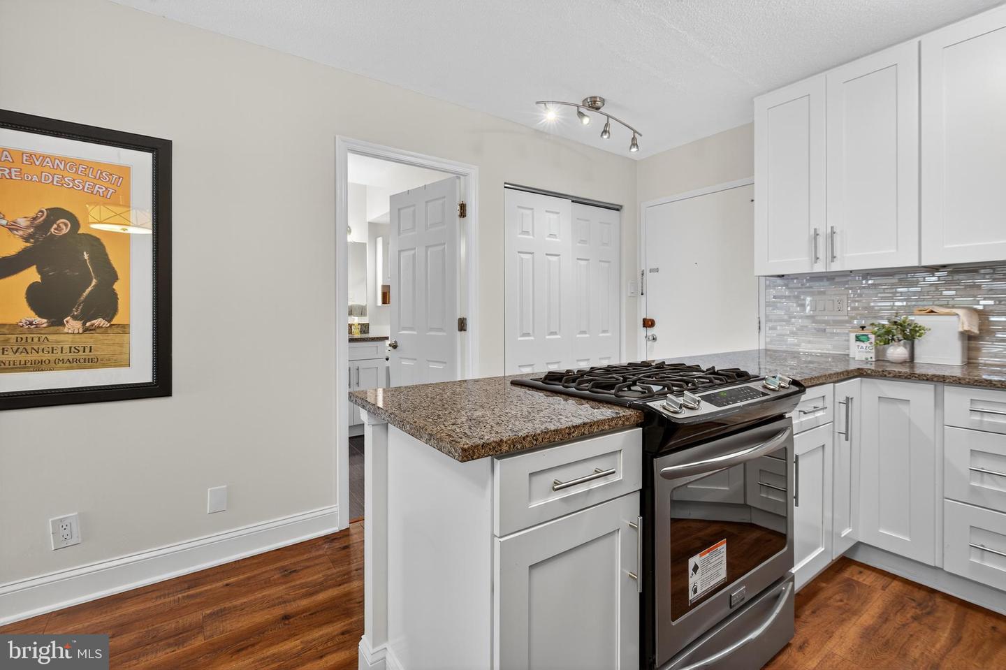 2201 L ST NW #316, WASHINGTON, District Of Columbia 20037, ,1 BathroomBathrooms,Residential,For sale,2201 L ST NW #316,DCDC2216564 MLS # DCDC2216564