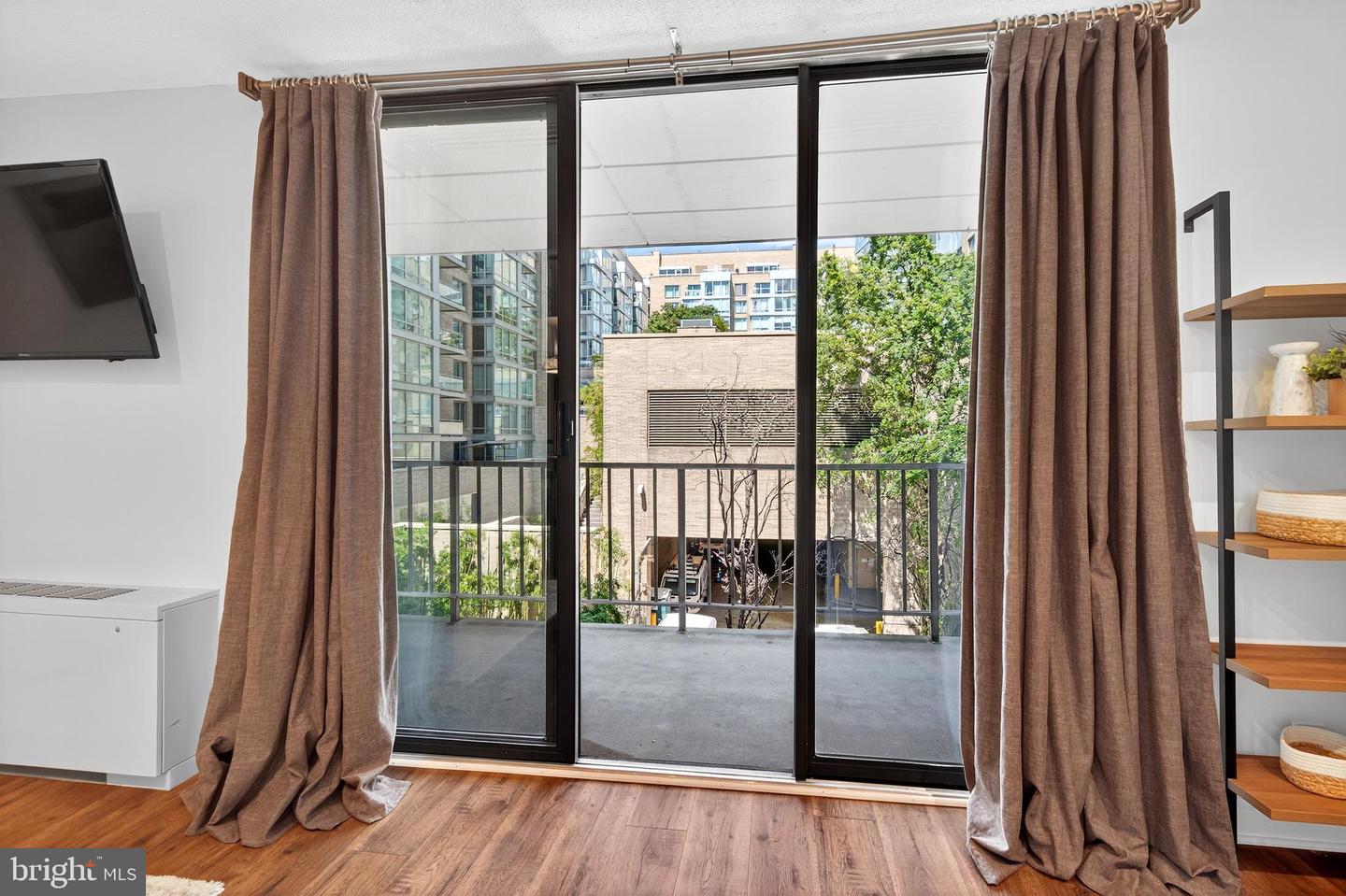 2201 L ST NW #316, WASHINGTON, District Of Columbia 20037, ,1 BathroomBathrooms,Residential,For sale,2201 L ST NW #316,DCDC2216564 MLS # DCDC2216564