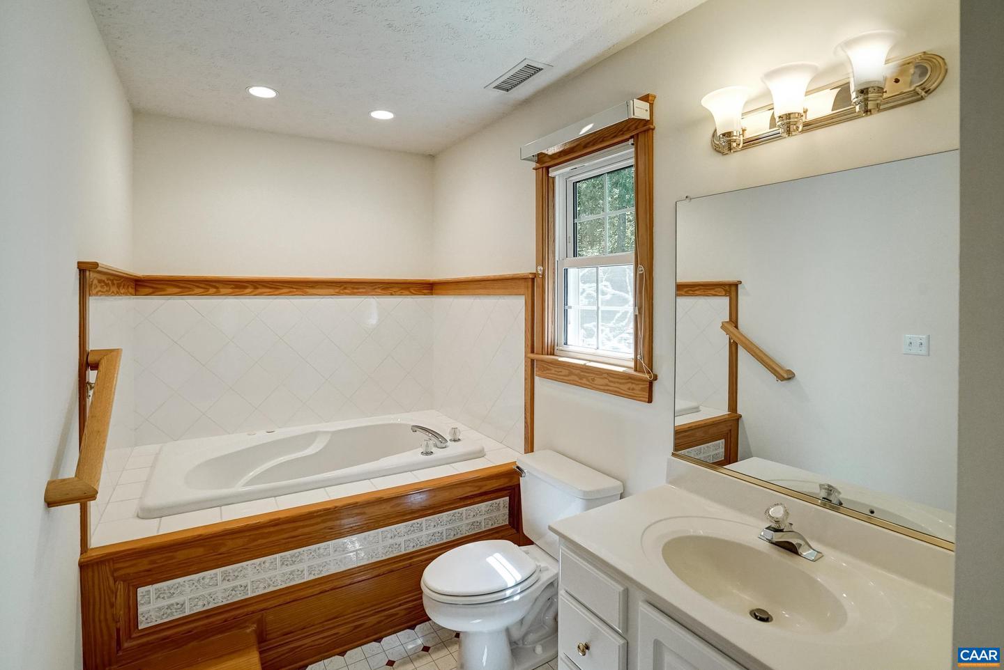 22 WHIPPOORWILL LN, PALMYRA, Virginia 22963, 2 Bedrooms Bedrooms, ,2 BathroomsBathrooms,Residential,For sale,22 WHIPPOORWILL LN,668177 MLS # 668177