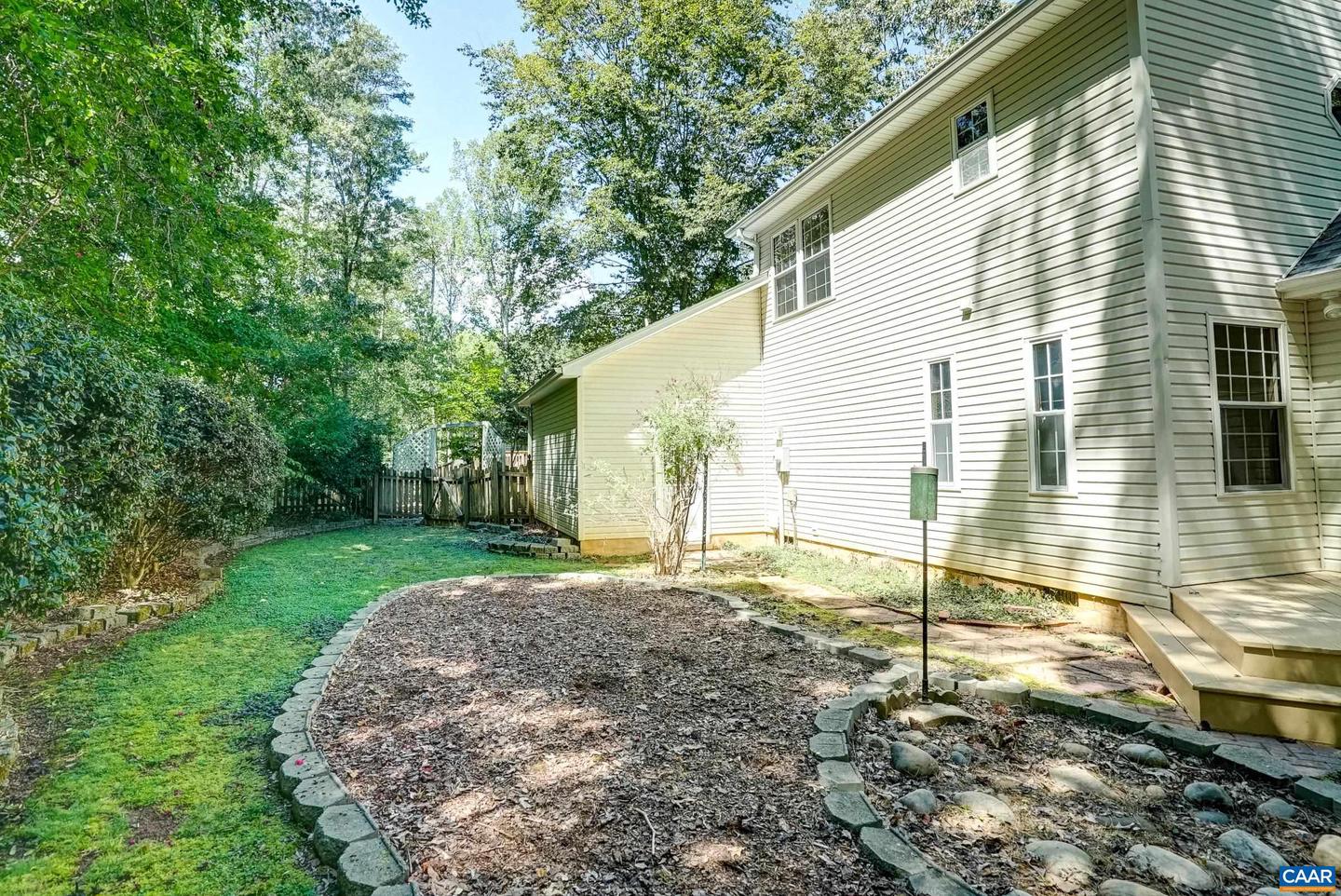 22 WHIPPOORWILL LN, PALMYRA, Virginia 22963, 2 Bedrooms Bedrooms, ,2 BathroomsBathrooms,Residential,For sale,22 WHIPPOORWILL LN,668177 MLS # 668177