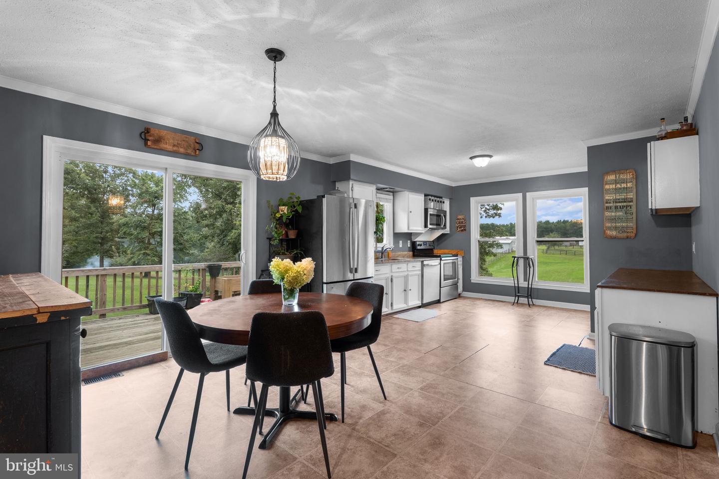 5762 SUMERDUCK RD, SUMERDUCK, Virginia 22742, 3 Bedrooms Bedrooms, ,2 BathroomsBathrooms,Residential,For sale,5762 SUMERDUCK RD,VAFQ2018030 MLS # VAFQ2018030