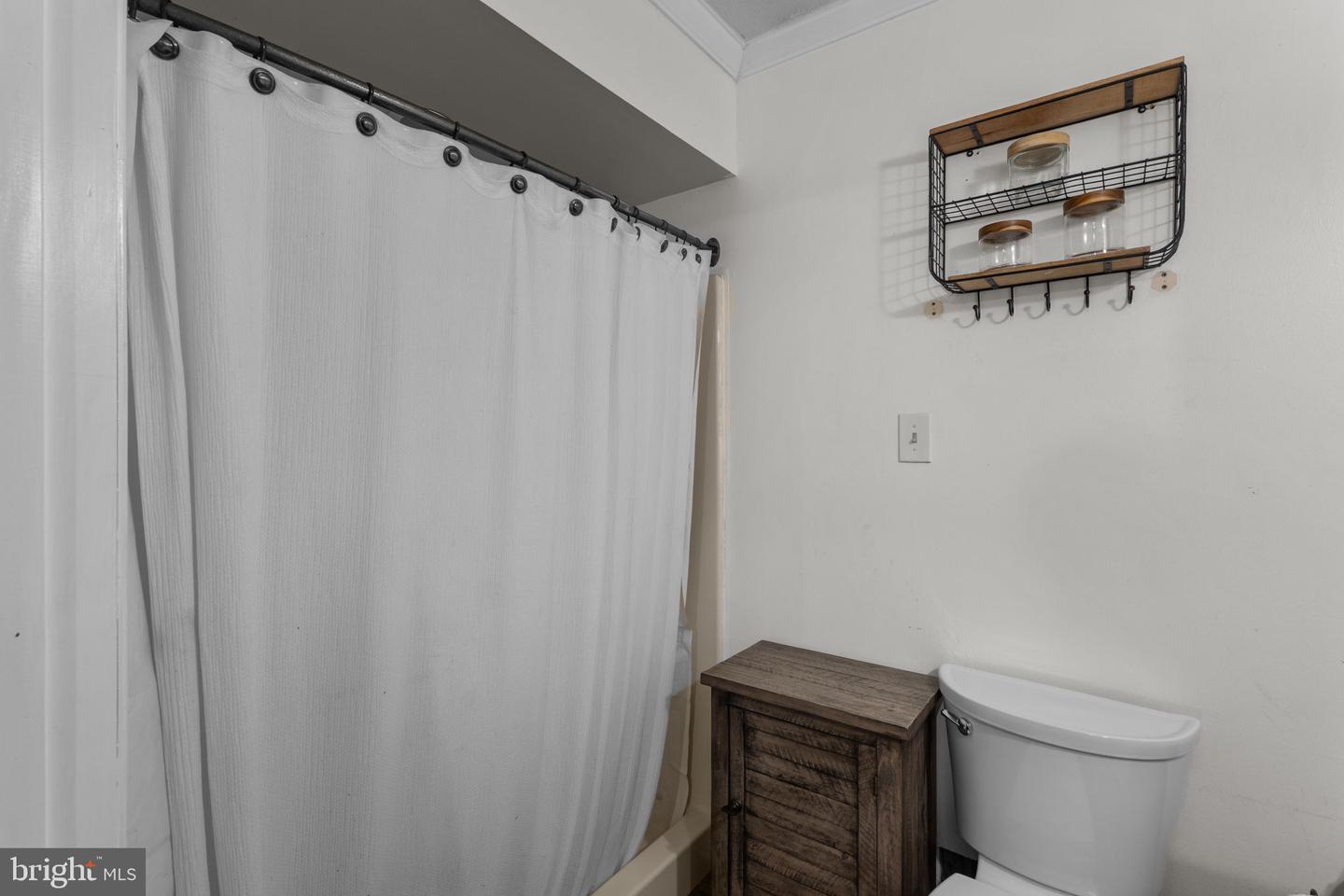 5762 SUMERDUCK RD, SUMERDUCK, Virginia 22742, 3 Bedrooms Bedrooms, ,2 BathroomsBathrooms,Residential,For sale,5762 SUMERDUCK RD,VAFQ2018030 MLS # VAFQ2018030