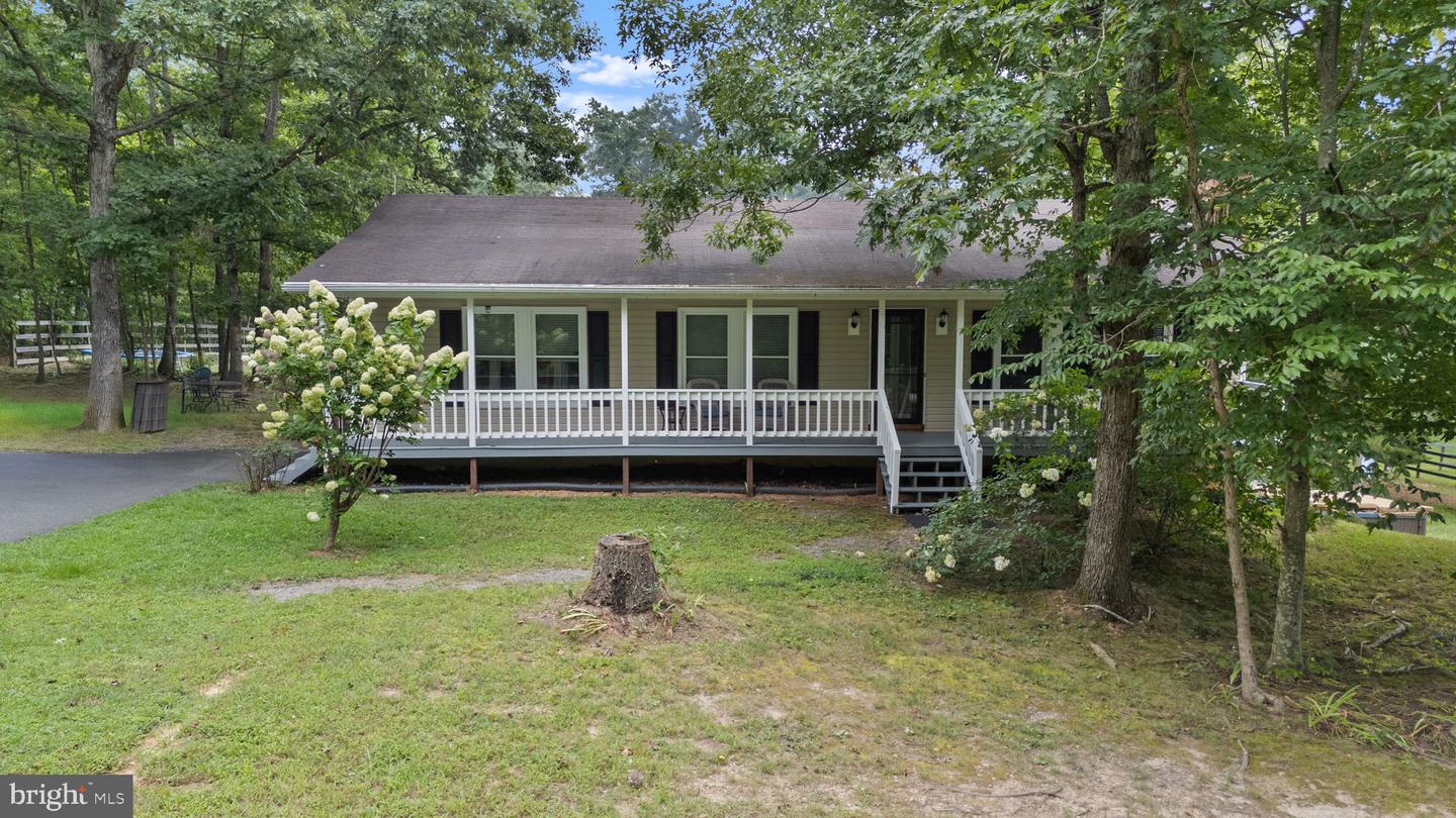 5762 SUMERDUCK RD, SUMERDUCK, Virginia 22742, 3 Bedrooms Bedrooms, ,2 BathroomsBathrooms,Residential,For sale,5762 SUMERDUCK RD,VAFQ2018030 MLS # VAFQ2018030