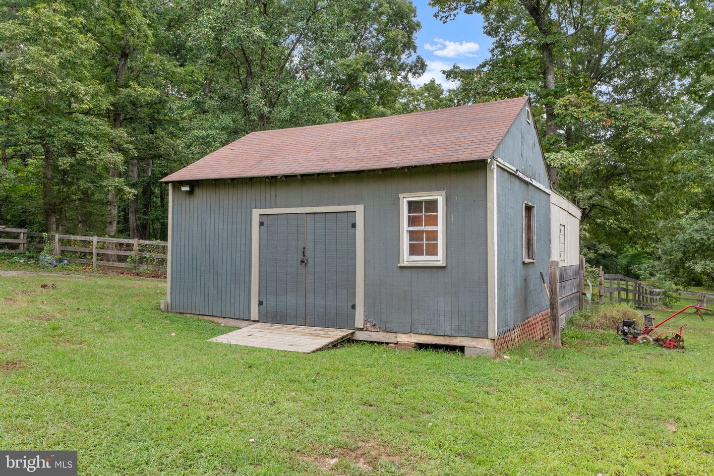 5762 SUMERDUCK RD, SUMERDUCK, Virginia 22742, 3 Bedrooms Bedrooms, ,2 BathroomsBathrooms,Residential,For sale,5762 SUMERDUCK RD,VAFQ2018030 MLS # VAFQ2018030