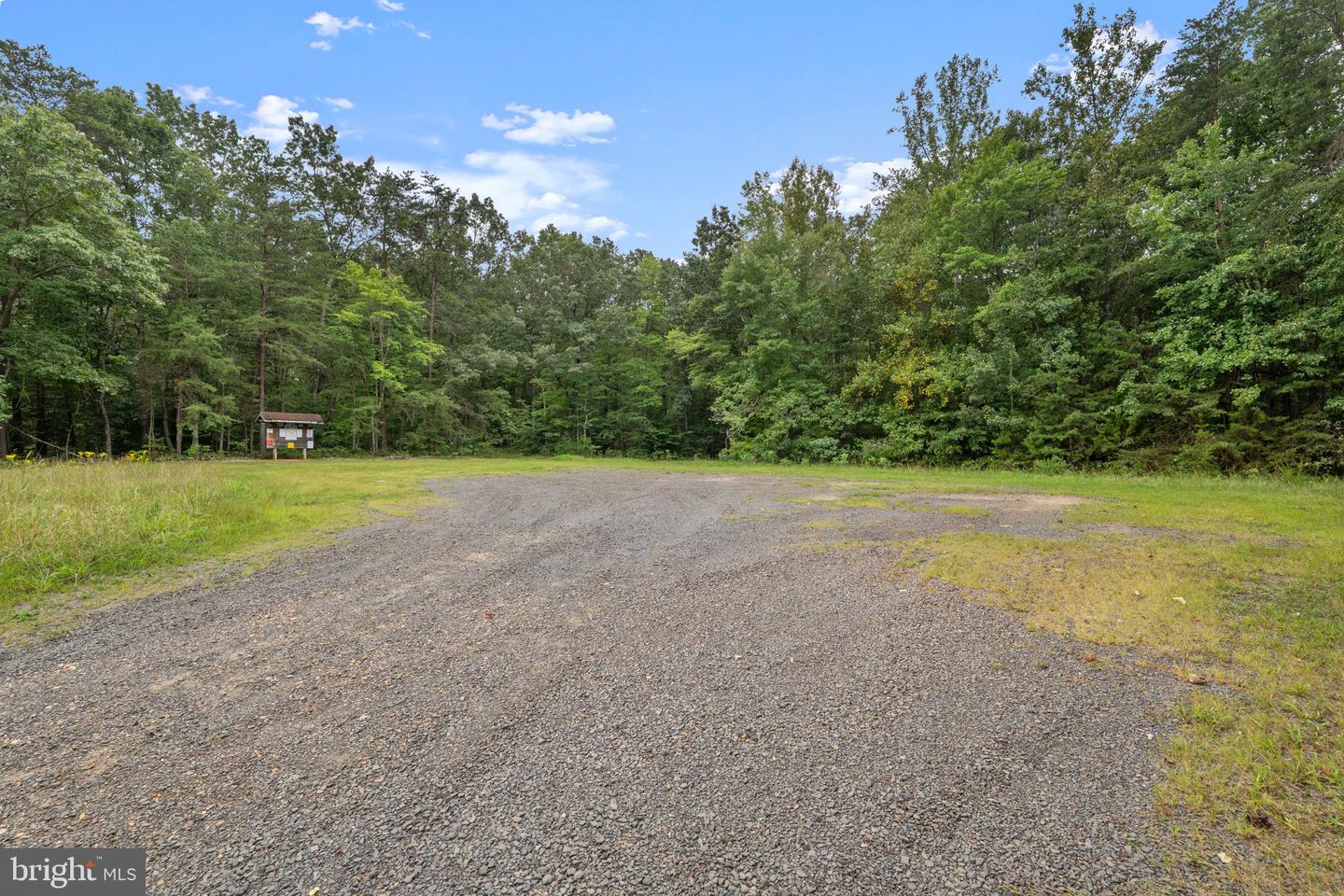 5762 SUMERDUCK RD, SUMERDUCK, Virginia 22742, 3 Bedrooms Bedrooms, ,2 BathroomsBathrooms,Residential,For sale,5762 SUMERDUCK RD,VAFQ2018030 MLS # VAFQ2018030