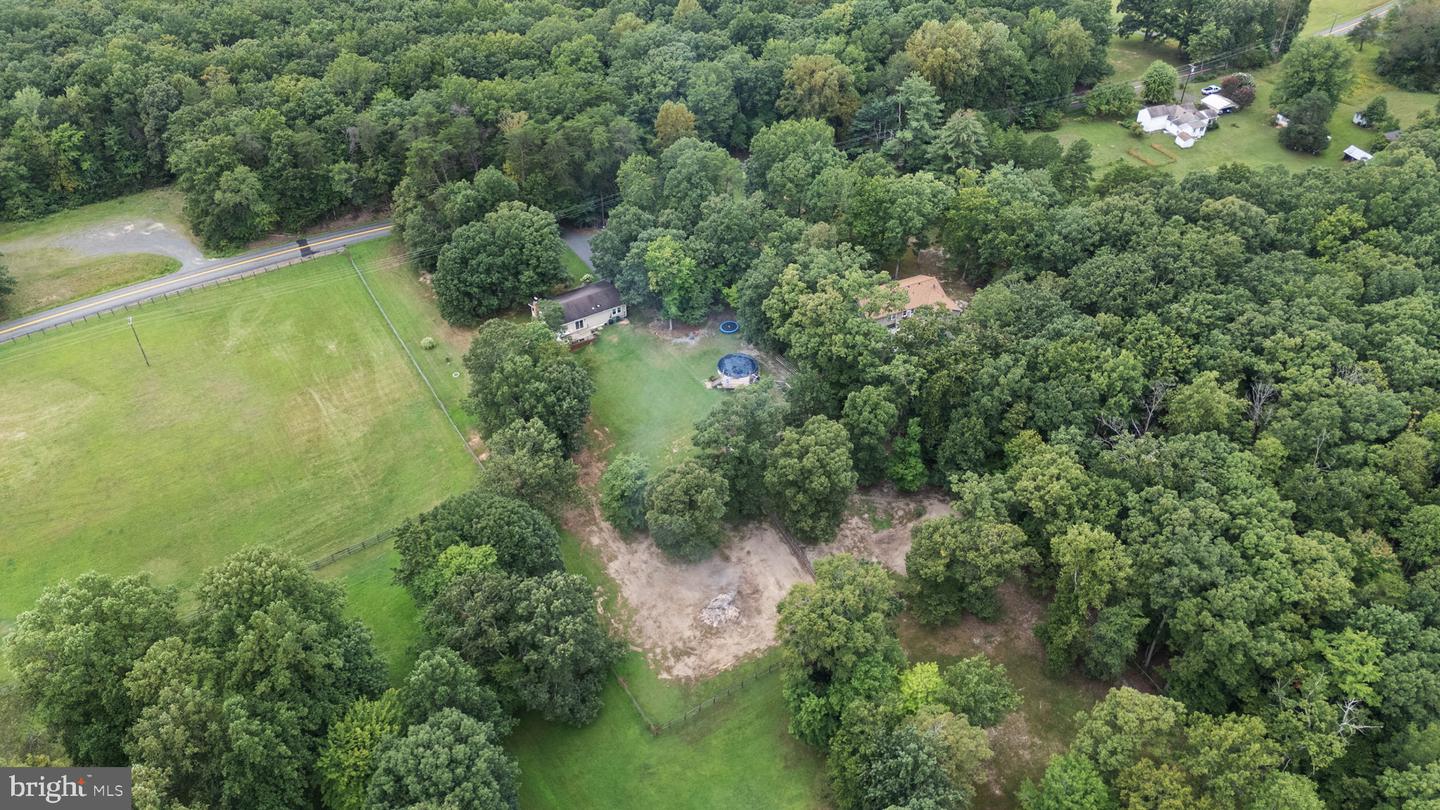 5762 SUMERDUCK RD, SUMERDUCK, Virginia 22742, 3 Bedrooms Bedrooms, ,2 BathroomsBathrooms,Residential,For sale,5762 SUMERDUCK RD,VAFQ2018030 MLS # VAFQ2018030
