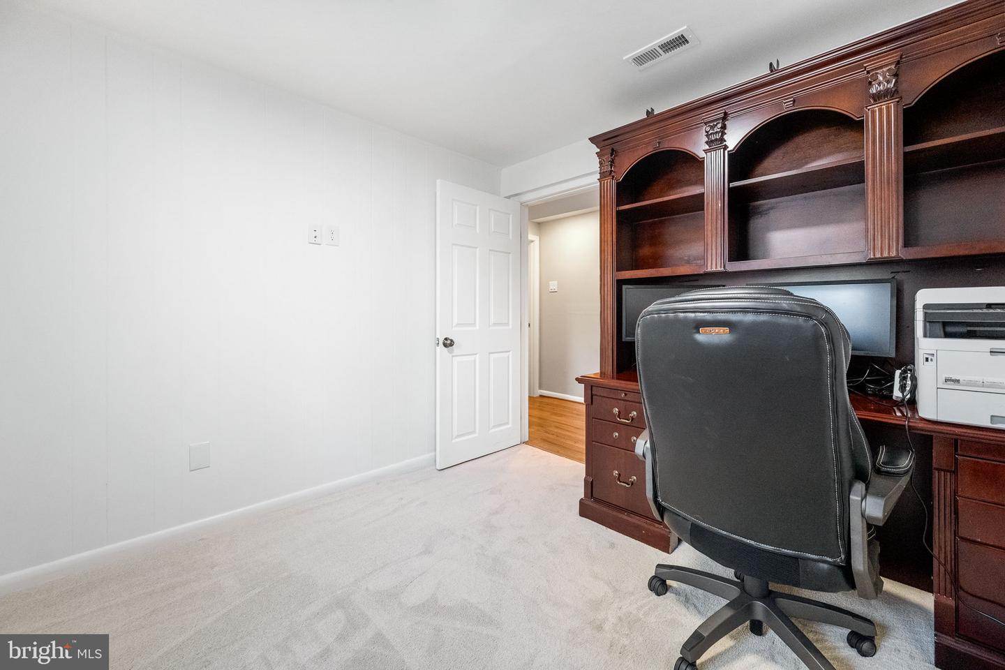 7203 HADLOW DR, SPRINGFIELD, Virginia 22152, 4 Bedrooms Bedrooms, ,3 BathroomsBathrooms,Residential,For sale,7203 HADLOW DR,VAFX2263336 MLS # VAFX2263336