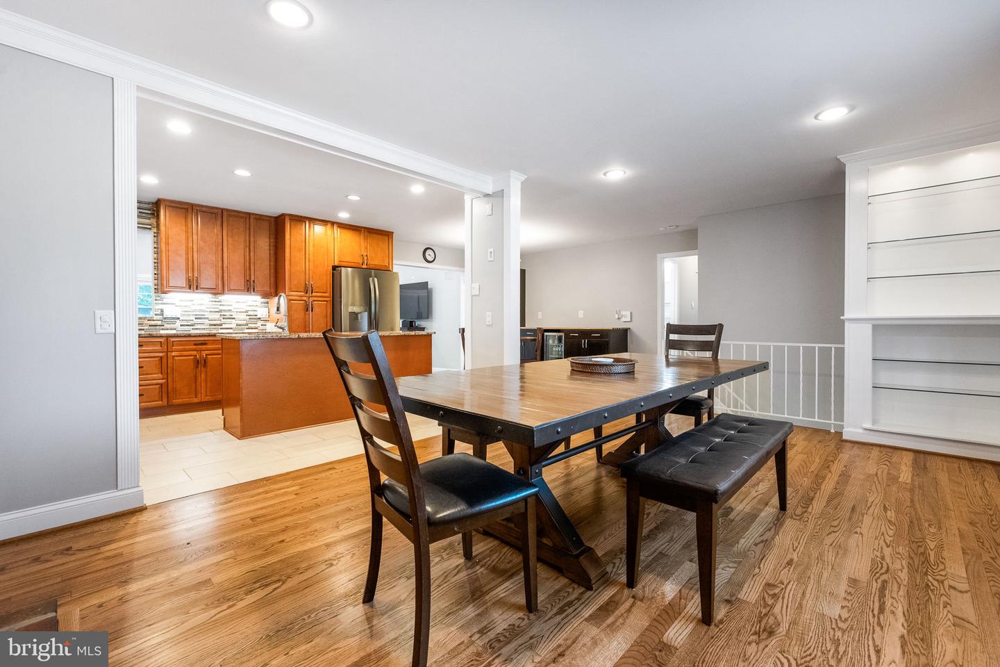 7203 HADLOW DR, SPRINGFIELD, Virginia 22152, 4 Bedrooms Bedrooms, ,3 BathroomsBathrooms,Residential,For sale,7203 HADLOW DR,VAFX2263336 MLS # VAFX2263336