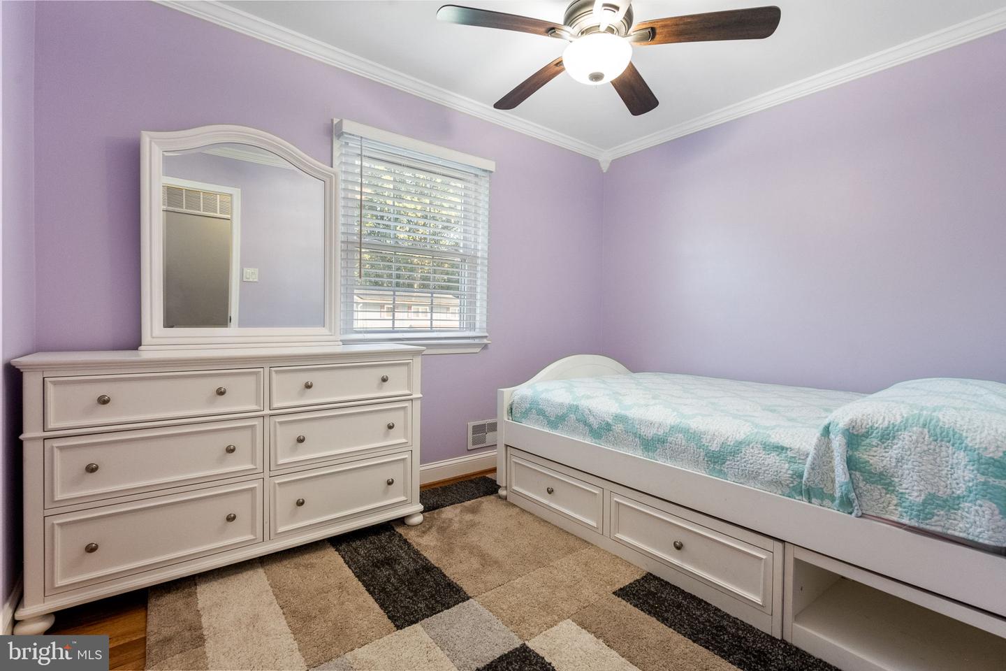 7203 HADLOW DR, SPRINGFIELD, Virginia 22152, 4 Bedrooms Bedrooms, ,3 BathroomsBathrooms,Residential,For sale,7203 HADLOW DR,VAFX2263336 MLS # VAFX2263336