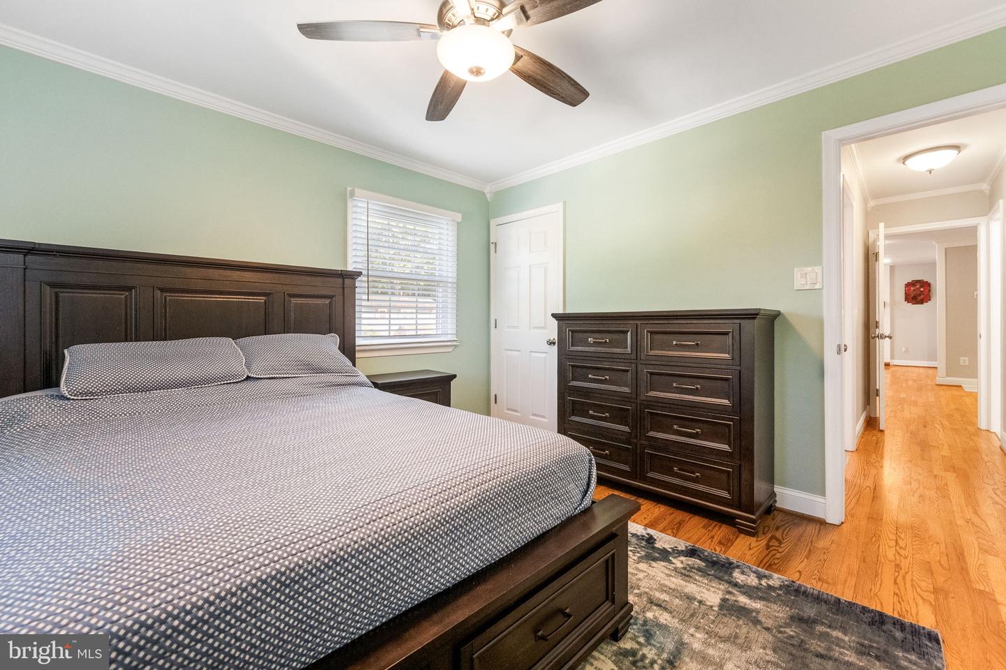 7203 HADLOW DR, SPRINGFIELD, Virginia 22152, 4 Bedrooms Bedrooms, ,3 BathroomsBathrooms,Residential,For sale,7203 HADLOW DR,VAFX2263336 MLS # VAFX2263336