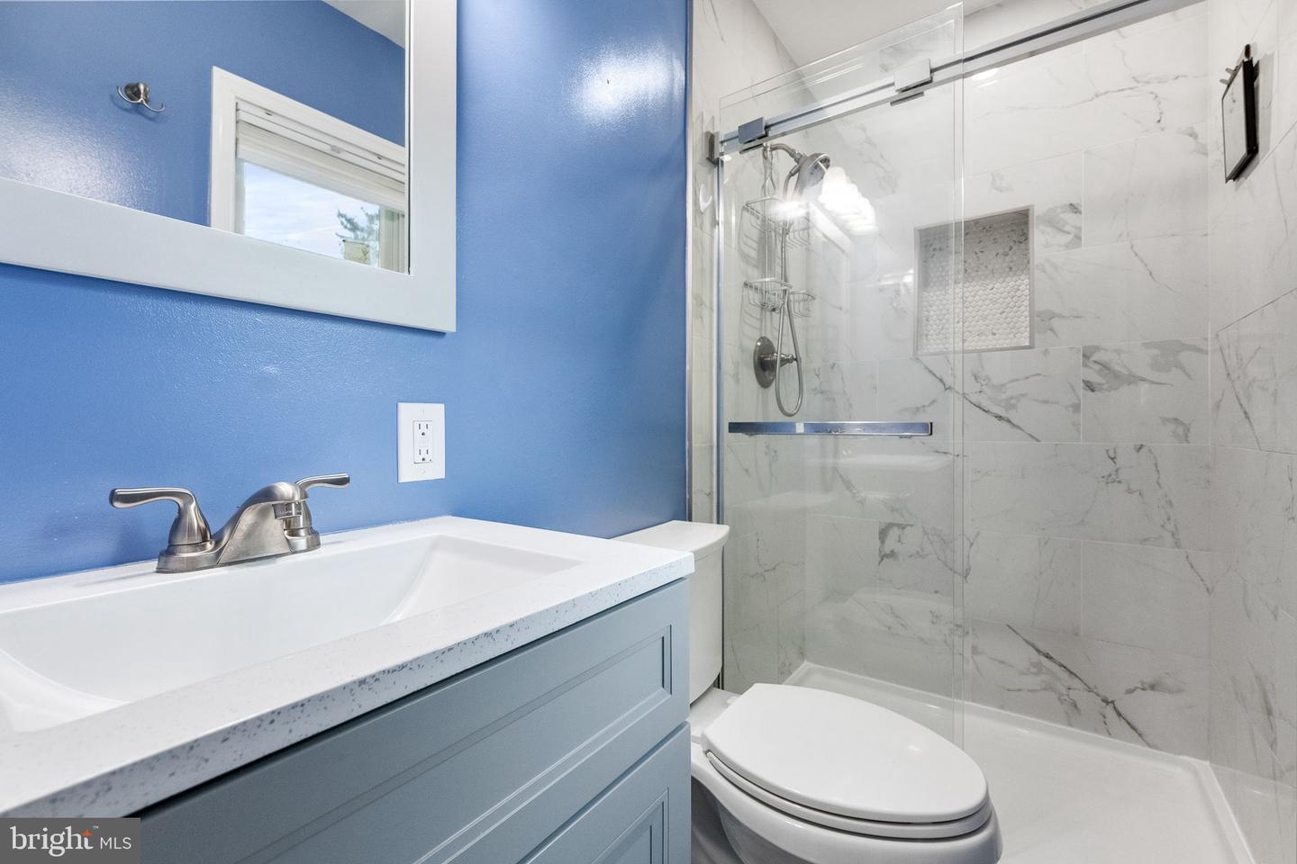 7203 HADLOW DR, SPRINGFIELD, Virginia 22152, 4 Bedrooms Bedrooms, ,3 BathroomsBathrooms,Residential,For sale,7203 HADLOW DR,VAFX2263336 MLS # VAFX2263336