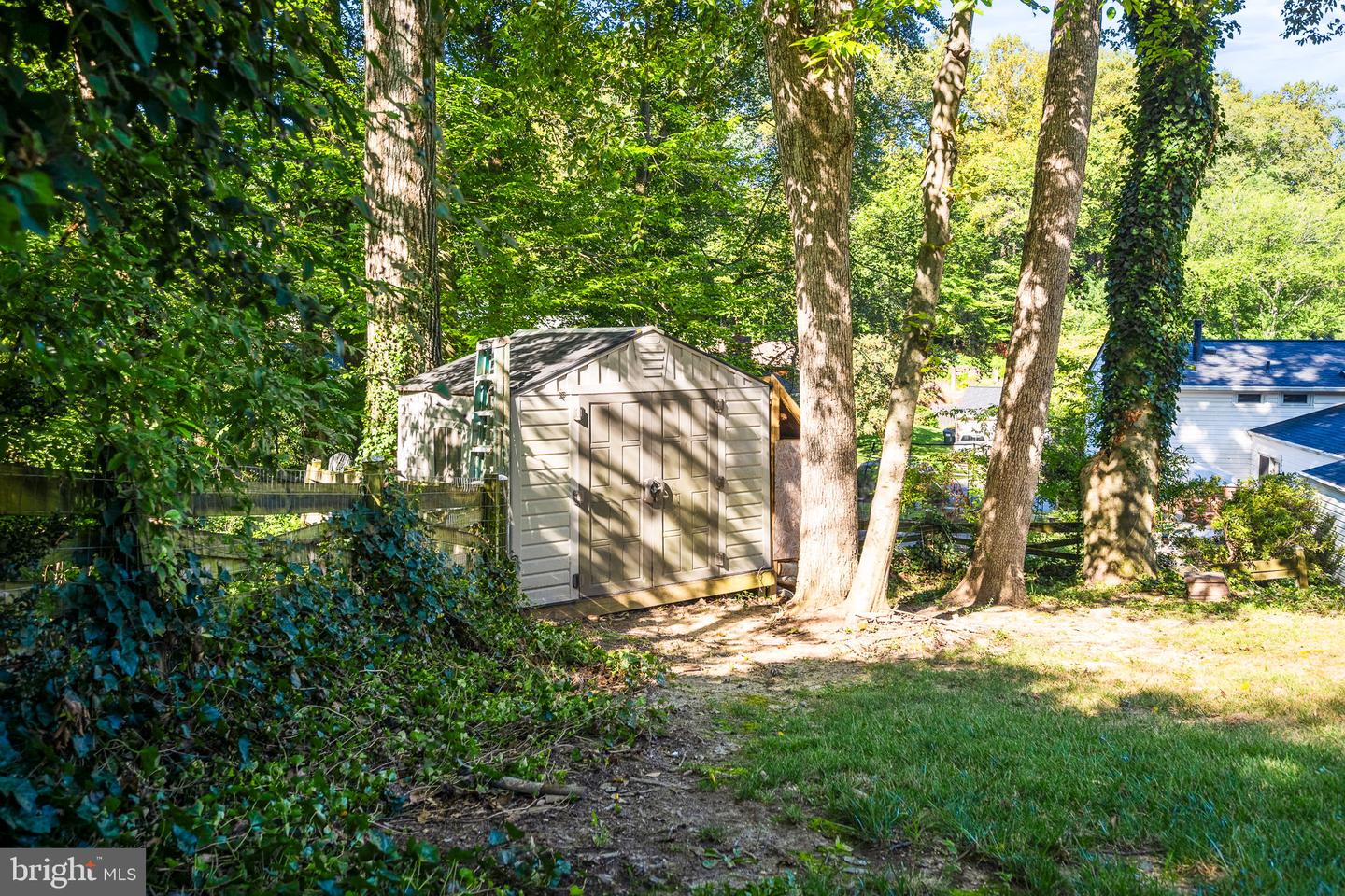 7203 HADLOW DR, SPRINGFIELD, Virginia 22152, 4 Bedrooms Bedrooms, ,3 BathroomsBathrooms,Residential,For sale,7203 HADLOW DR,VAFX2263336 MLS # VAFX2263336