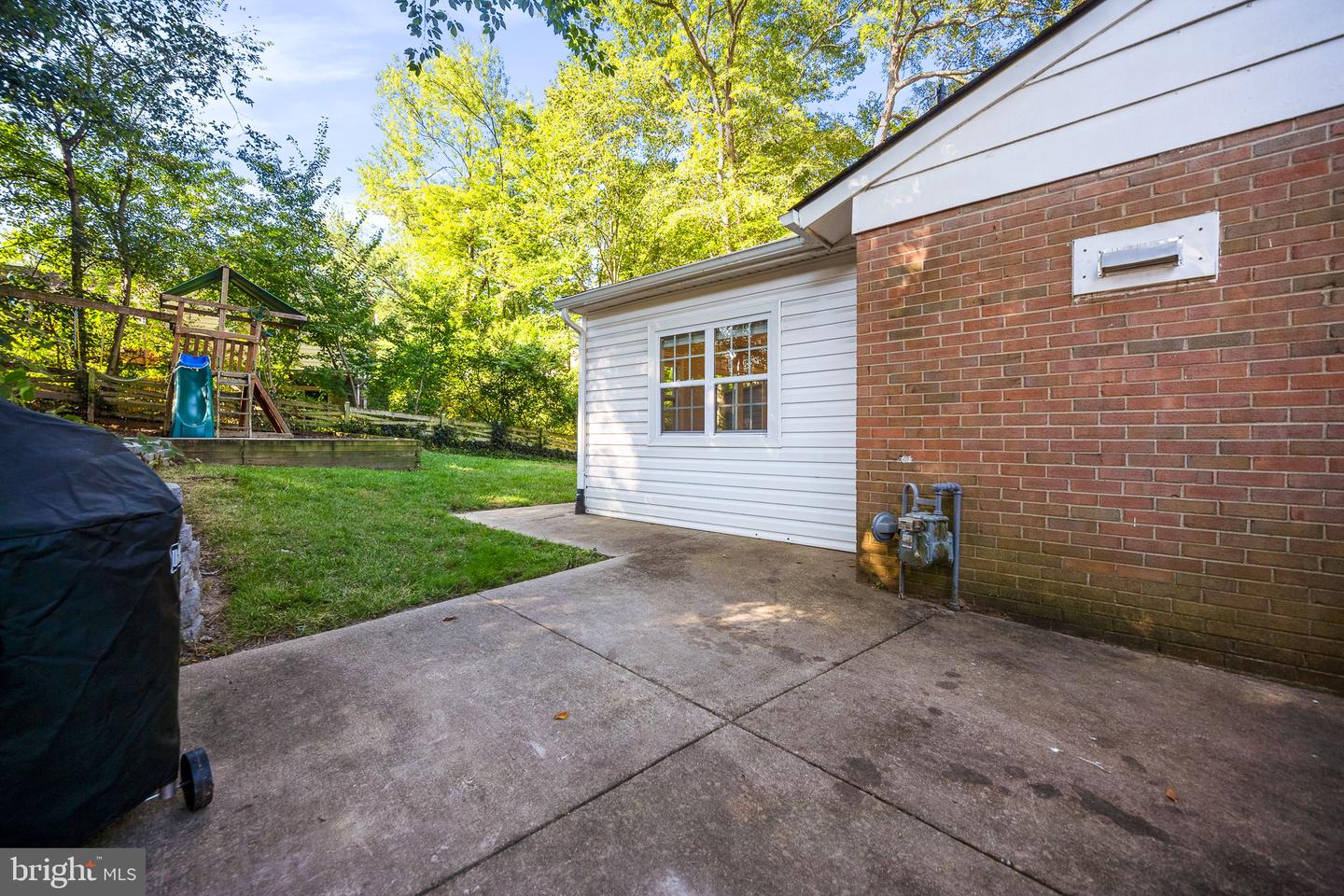 7203 HADLOW DR, SPRINGFIELD, Virginia 22152, 4 Bedrooms Bedrooms, ,3 BathroomsBathrooms,Residential,For sale,7203 HADLOW DR,VAFX2263336 MLS # VAFX2263336