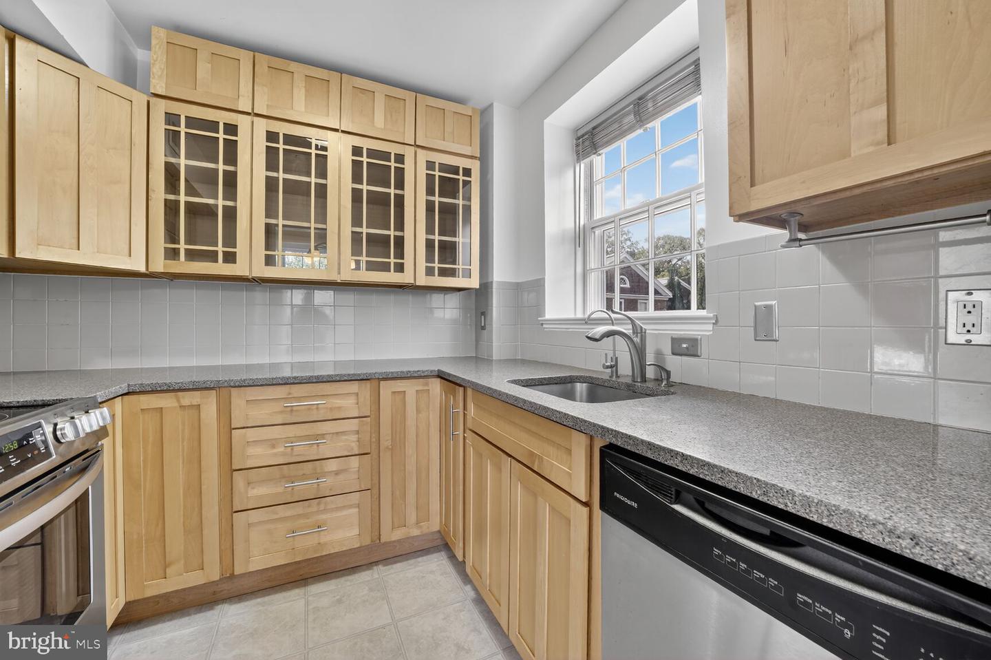 3530 39TH ST NW #E-653, WASHINGTON, District Of Columbia 20016, 2 Bedrooms Bedrooms, ,1 BathroomBathrooms,Residential,For sale,3530 39TH ST NW #E-653,DCDC2216918 MLS # DCDC2216918
