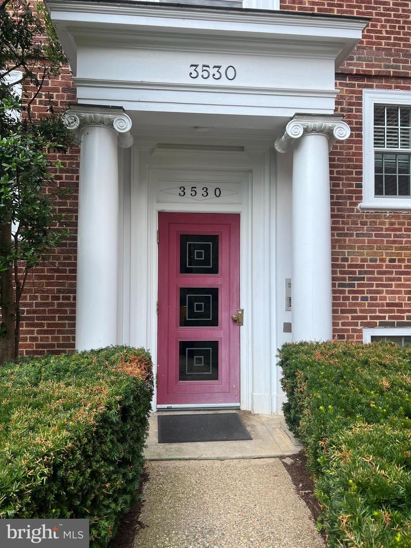 3530 39TH ST NW #E-653, WASHINGTON, District Of Columbia 20016, 2 Bedrooms Bedrooms, ,1 BathroomBathrooms,Residential,For sale,3530 39TH ST NW #E-653,DCDC2216918 MLS # DCDC2216918