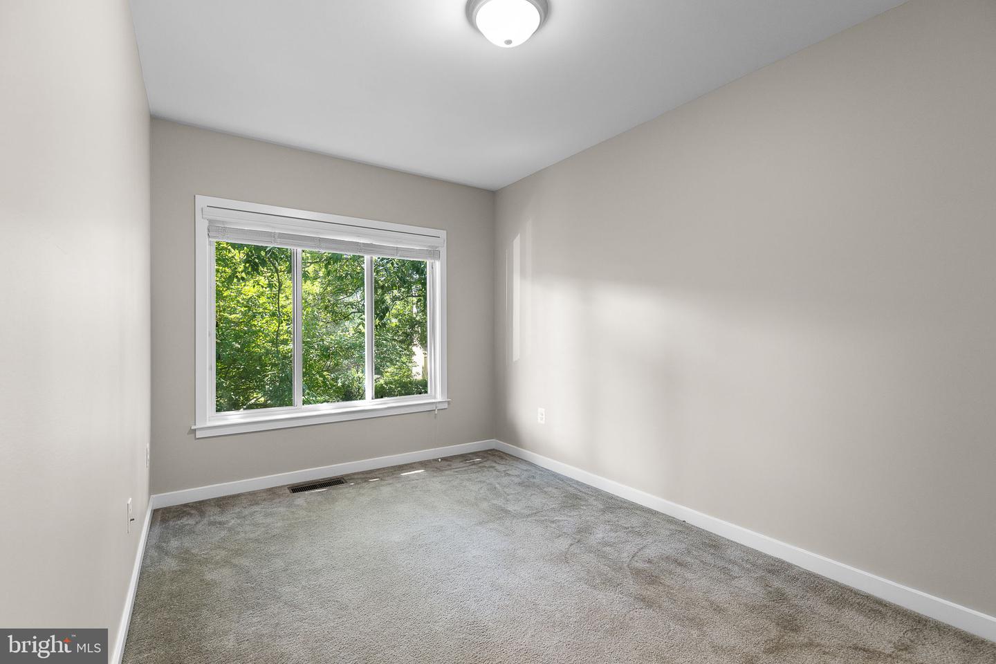 2050 GOLF COURSE DR, RESTON, Virginia 20191, 3 Bedrooms Bedrooms, ,2 BathroomsBathrooms,Residential,For sale,2050 GOLF COURSE DR,VAFX2263424 MLS # VAFX2263424