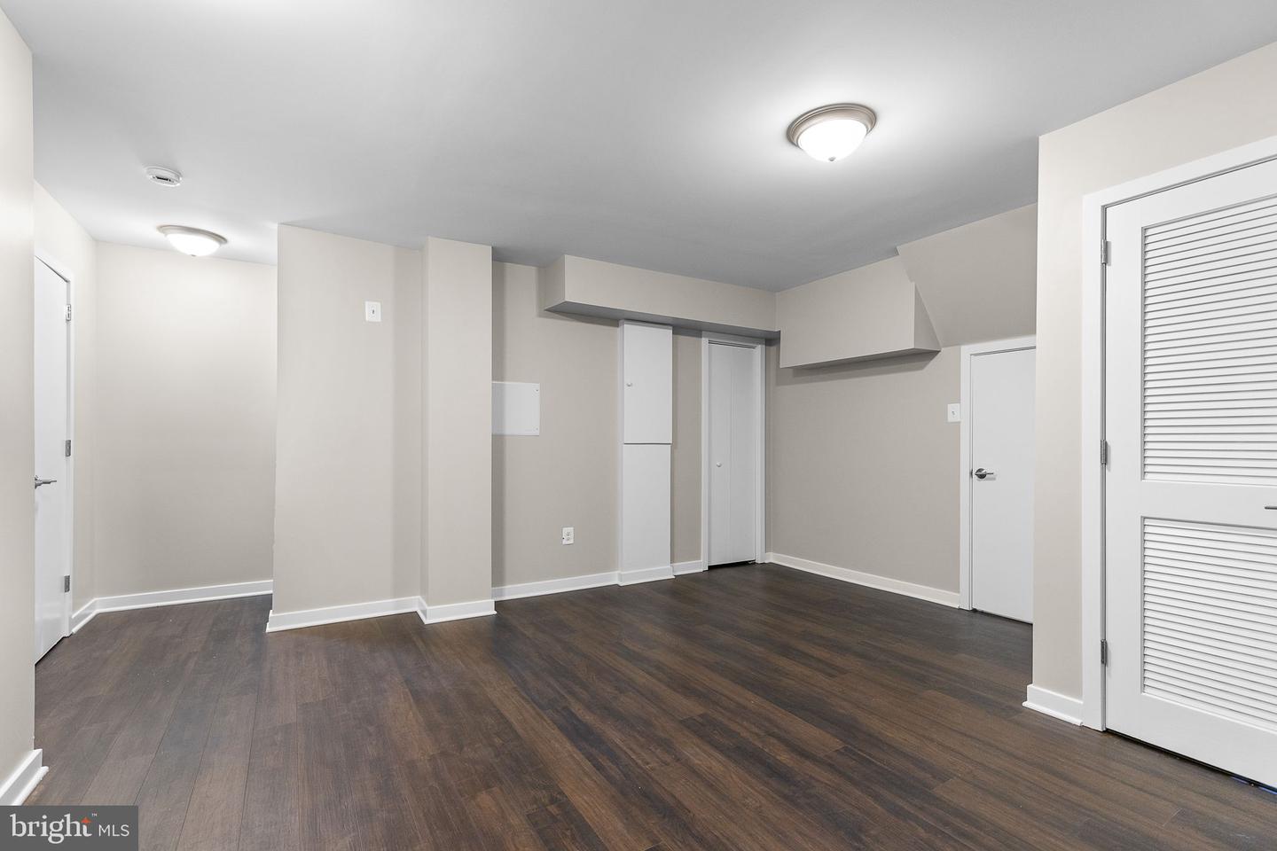 2050 GOLF COURSE DR, RESTON, Virginia 20191, 3 Bedrooms Bedrooms, ,2 BathroomsBathrooms,Residential,For sale,2050 GOLF COURSE DR,VAFX2263424 MLS # VAFX2263424