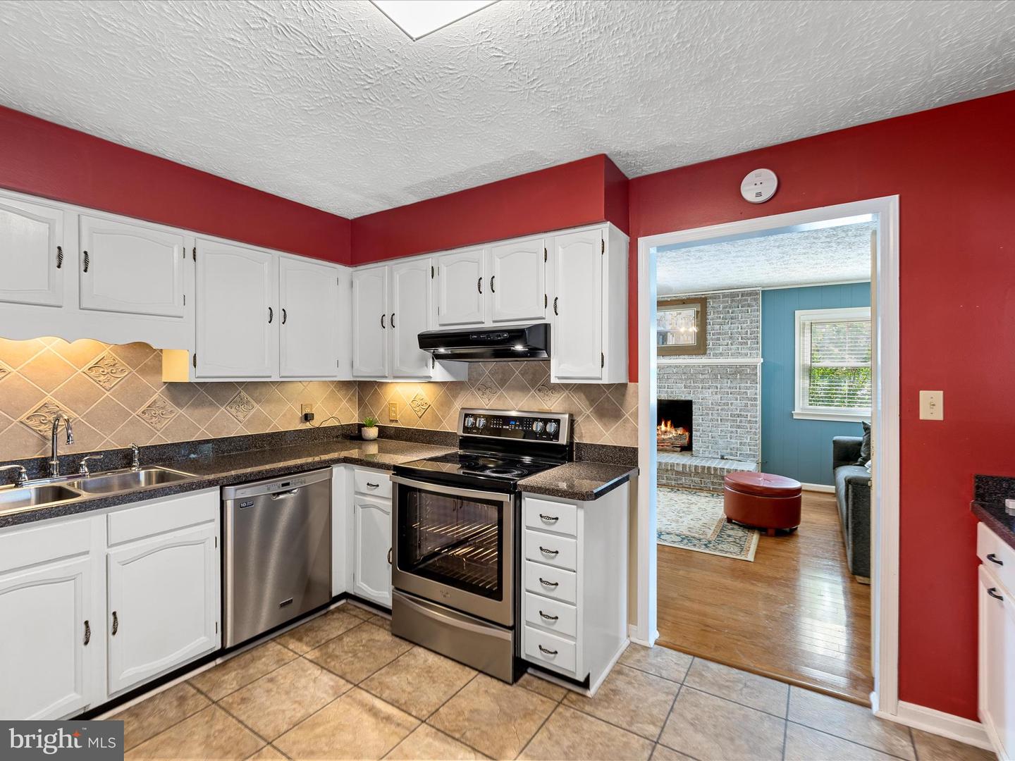 309 FREDERICKTOWNE DR, STEPHENS CITY, Virginia 22655, 4 Bedrooms Bedrooms, ,3 BathroomsBathrooms,Residential,For sale,309 FREDERICKTOWNE DR,VAFV2036414 MLS # VAFV2036414
