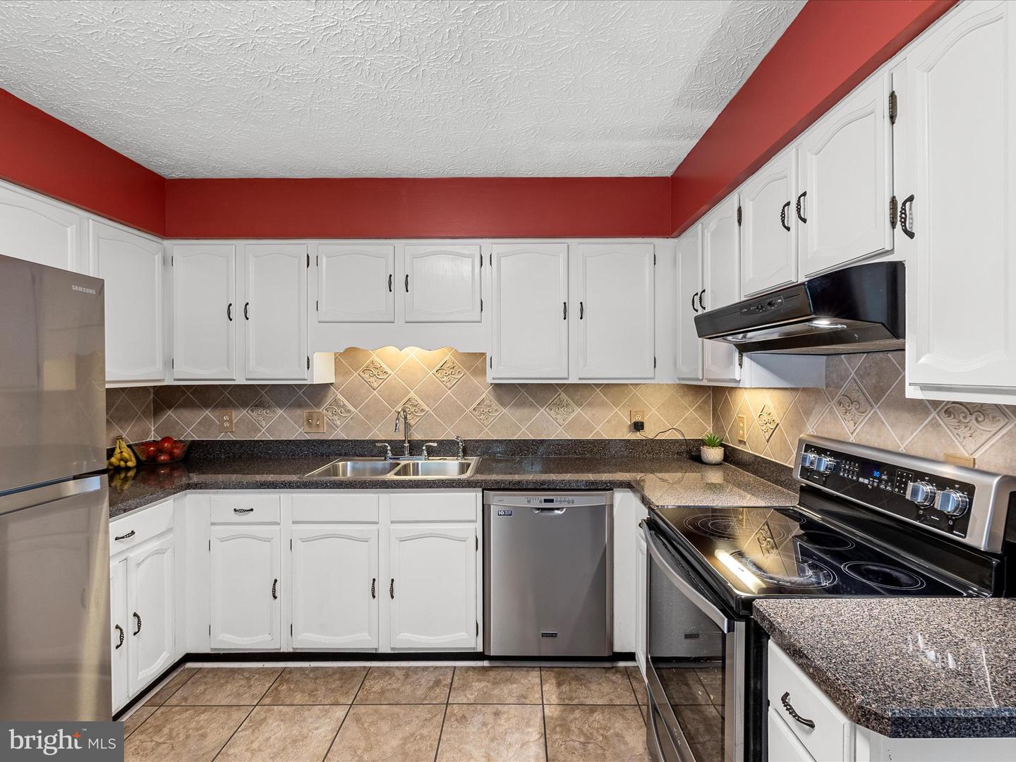 309 FREDERICKTOWNE DR, STEPHENS CITY, Virginia 22655, 4 Bedrooms Bedrooms, ,3 BathroomsBathrooms,Residential,For sale,309 FREDERICKTOWNE DR,VAFV2036414 MLS # VAFV2036414